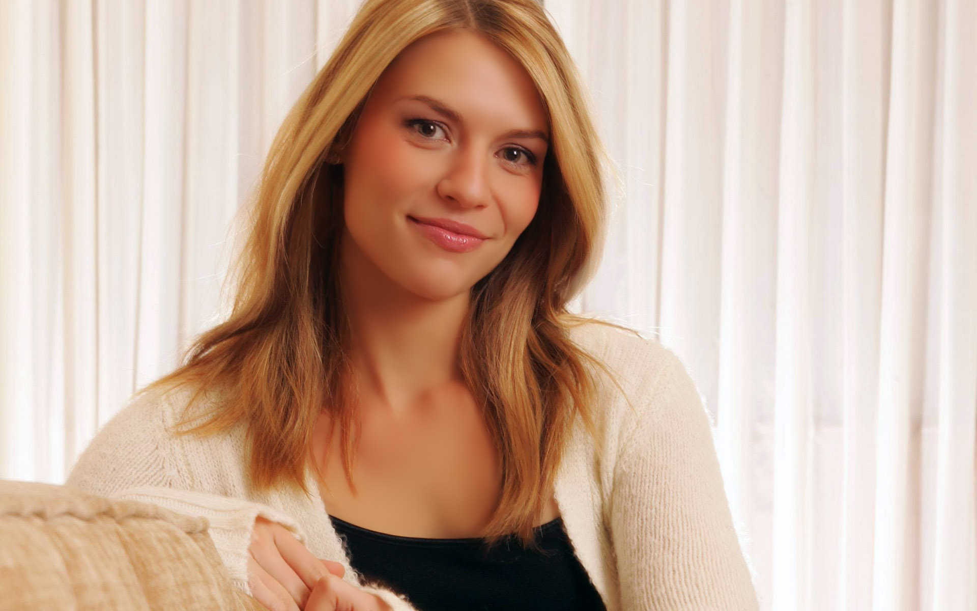 1080P, beige, celebrities, danes, cardigan, claire, HD Wallpaper