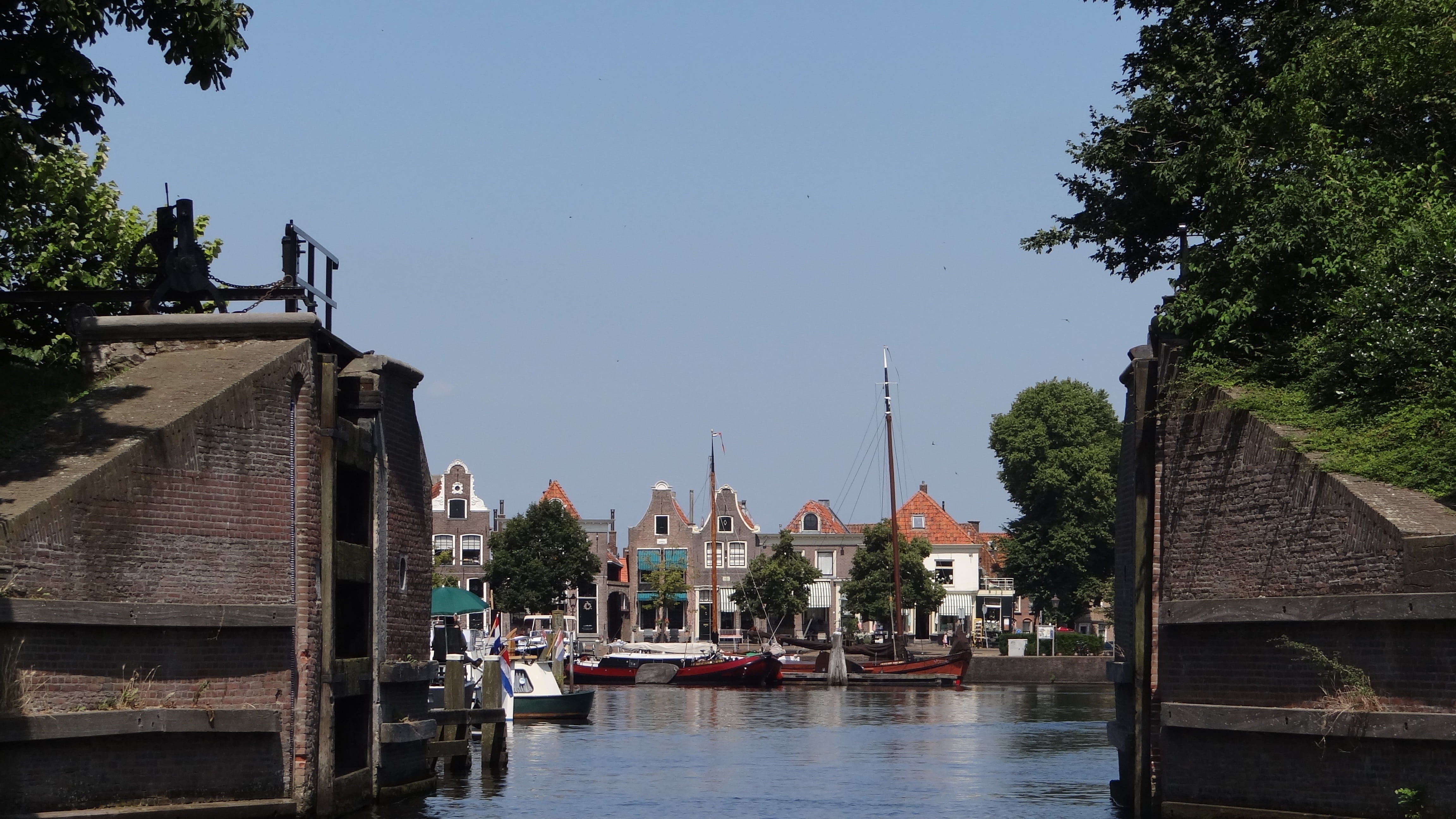 outdoors, mode of transportation, built structure, tree, nautical vessel, architecture, no people, clear sky, boat, place of worship, water, 4K, river, HD Wallpaper