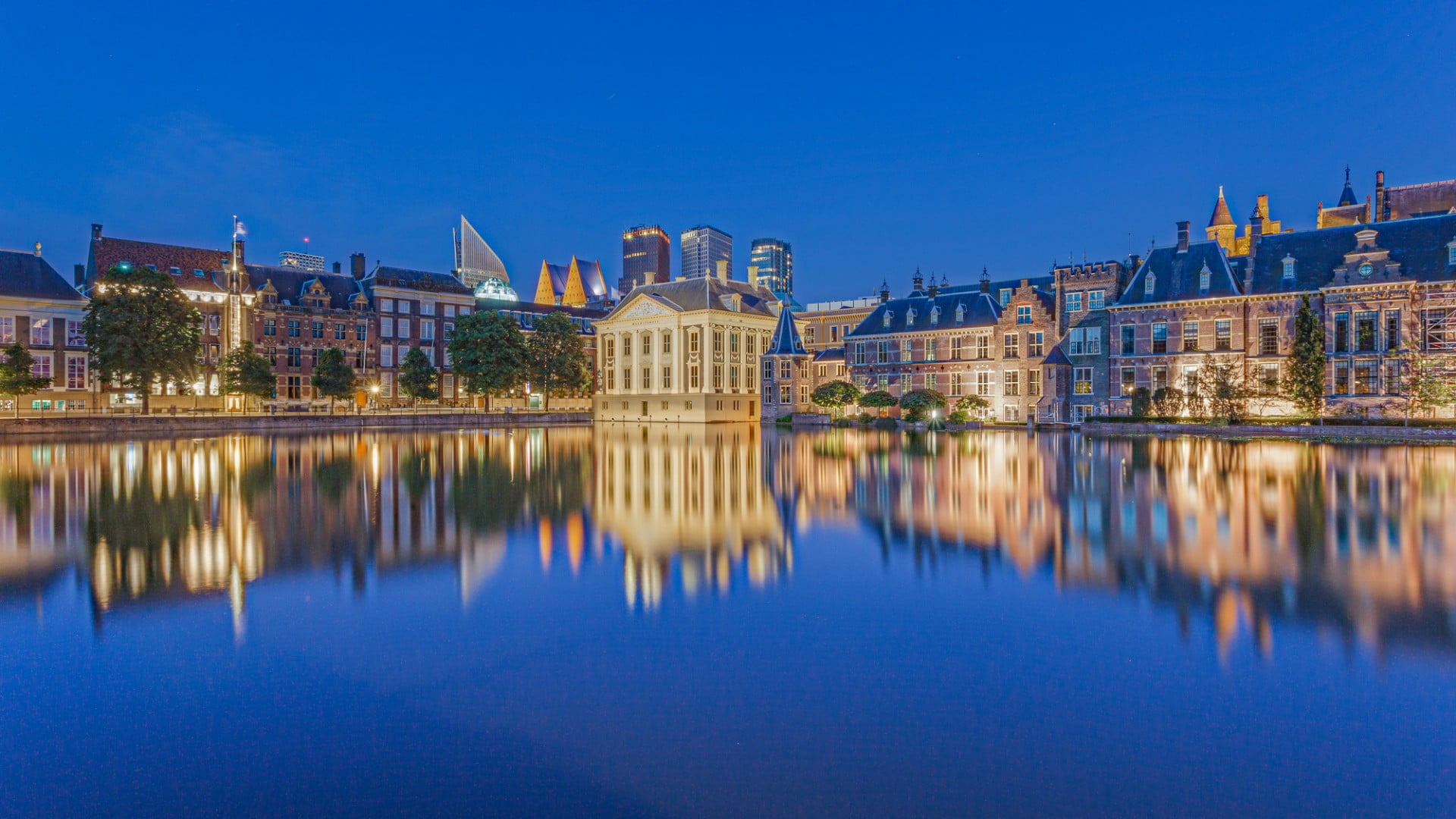 europe, blue, illuminated, calm, water, clear sky, 1080P, binnenhof, night, city, sky, tourism, building, lake, building exterior, outdoors, travel destinations, HD Wallpaper