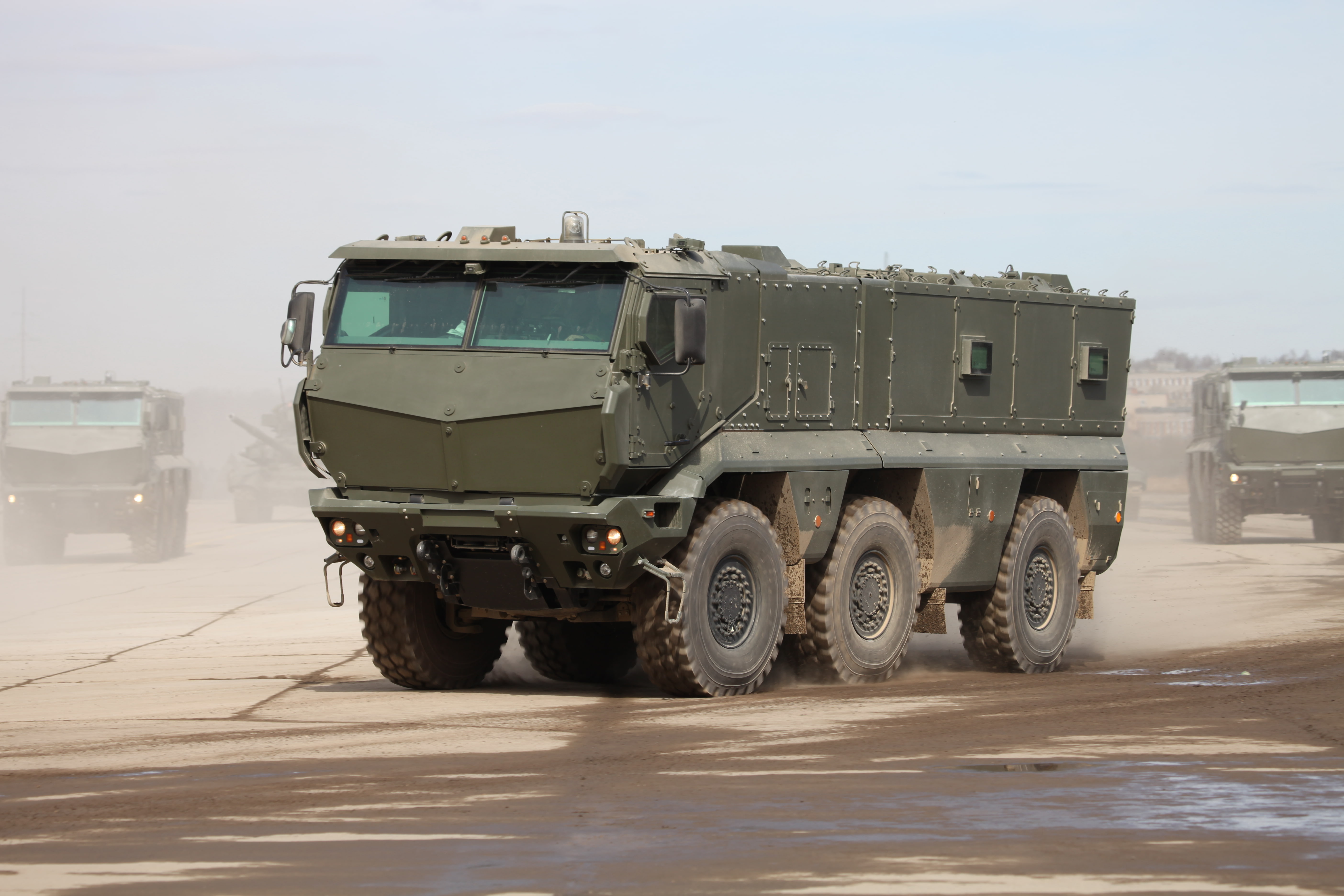 battle, semi-truck, rehearsal, KAMAZ, business, green, day, tank, transportation, parade, no people, sky, land vehicle, victory, street, freight transportation, HD Wallpaper