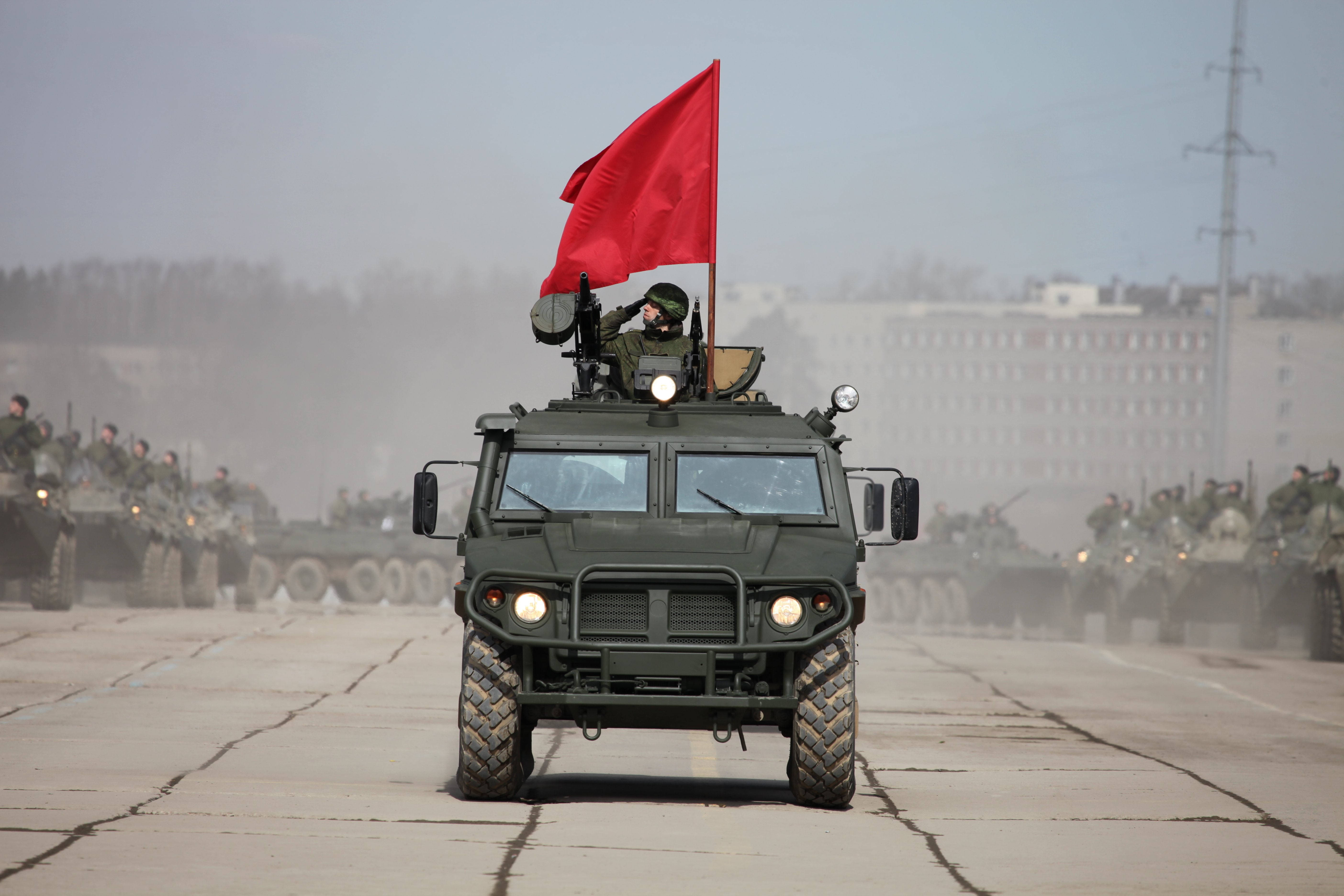 rehearsal, 233014, flag, army, tigr, red, 5K, gaz, alabino, victory, 4x4, vehicle, day, russia, parade, russian, 2014, HD Wallpaper