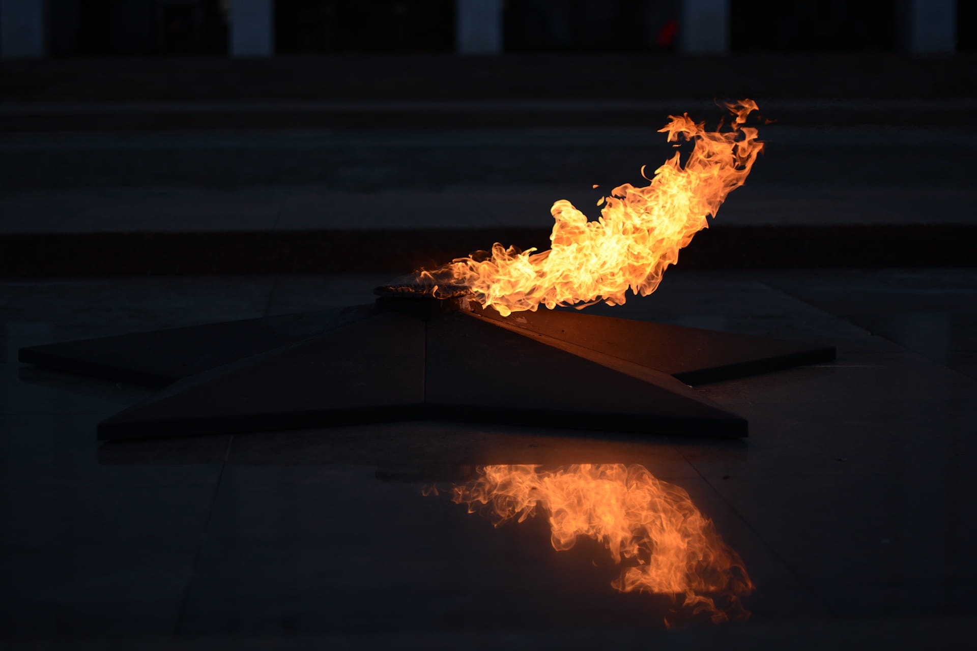 fire, wood, victory, red, the eternal flame, May 9, flame, architecture, glowing, building exterior, memory, city, orange color, outdoors, building, 9maâ, HD Wallpaper