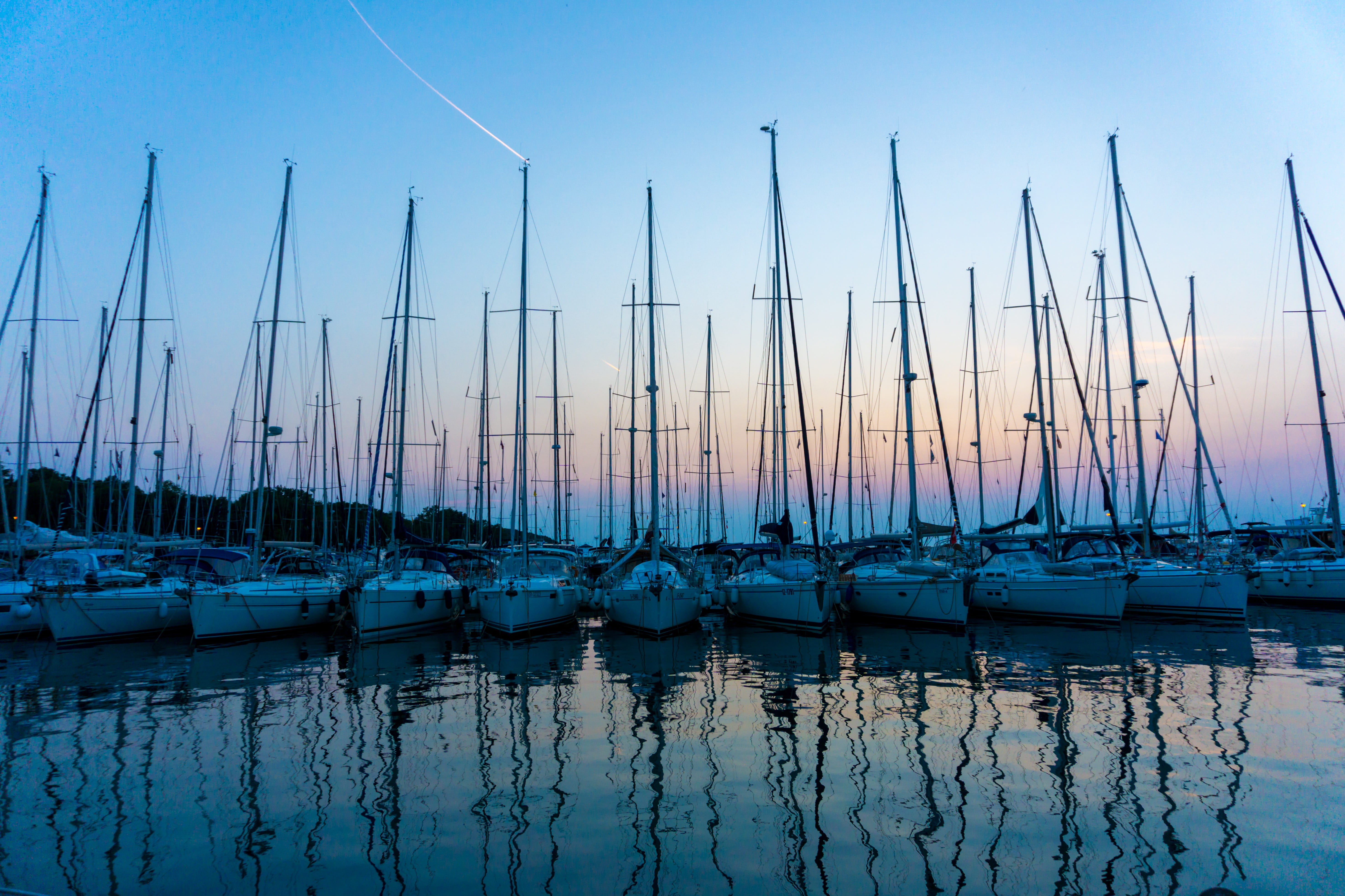 5K, afterglow, horizon, beauty in nature, waters, water, bay, abendstimmung, sail, reflection, pole, mediterranean, moored, sailing vessel, yacht, rest, HD Wallpaper