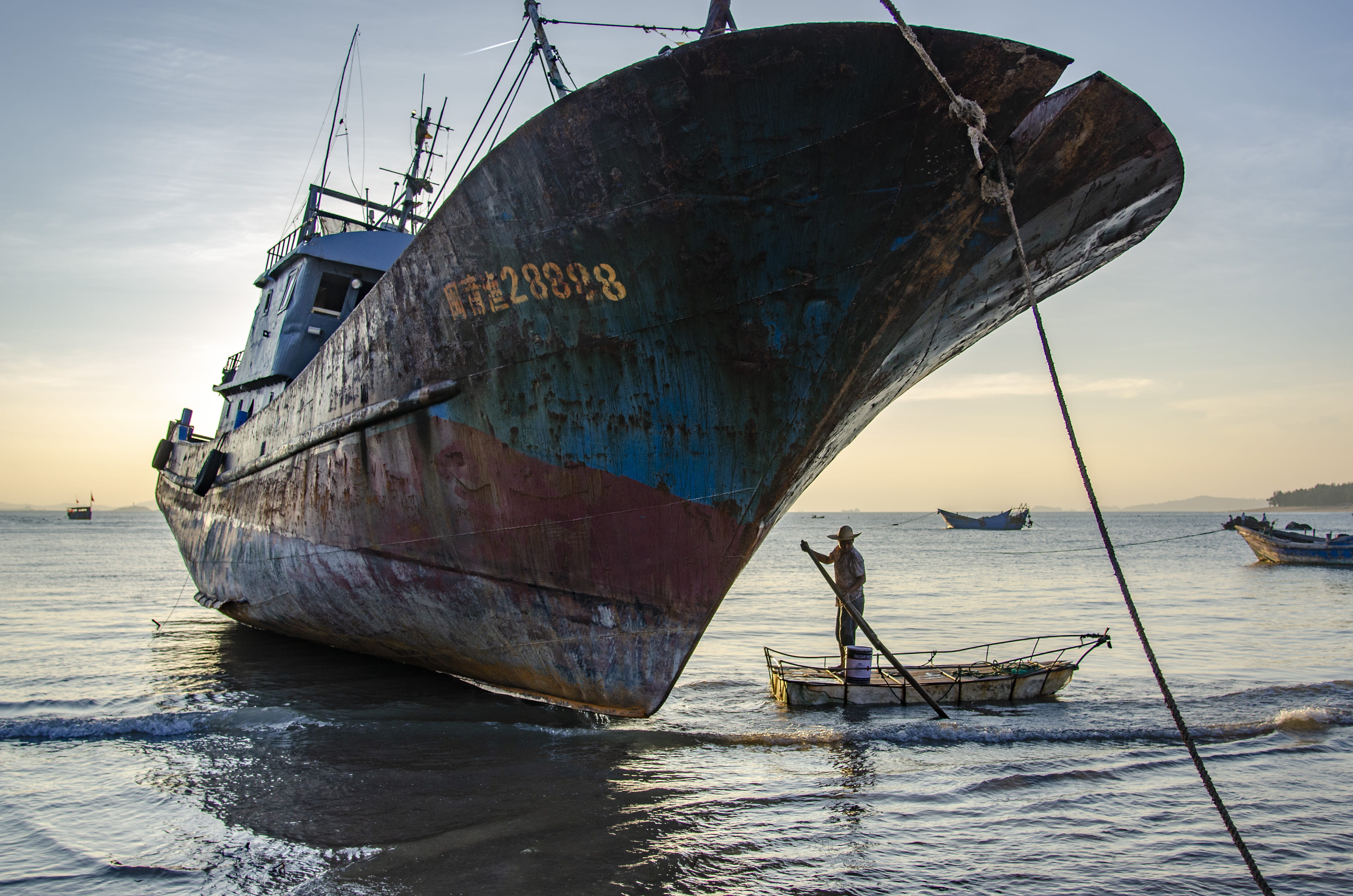 fishing industry, day, men, shore, moored, rust, oceanshore, sailboat, transportation, outdoors, sail, mode of transportation, sea, fisherman, beauty in nature, HD Wallpaper
