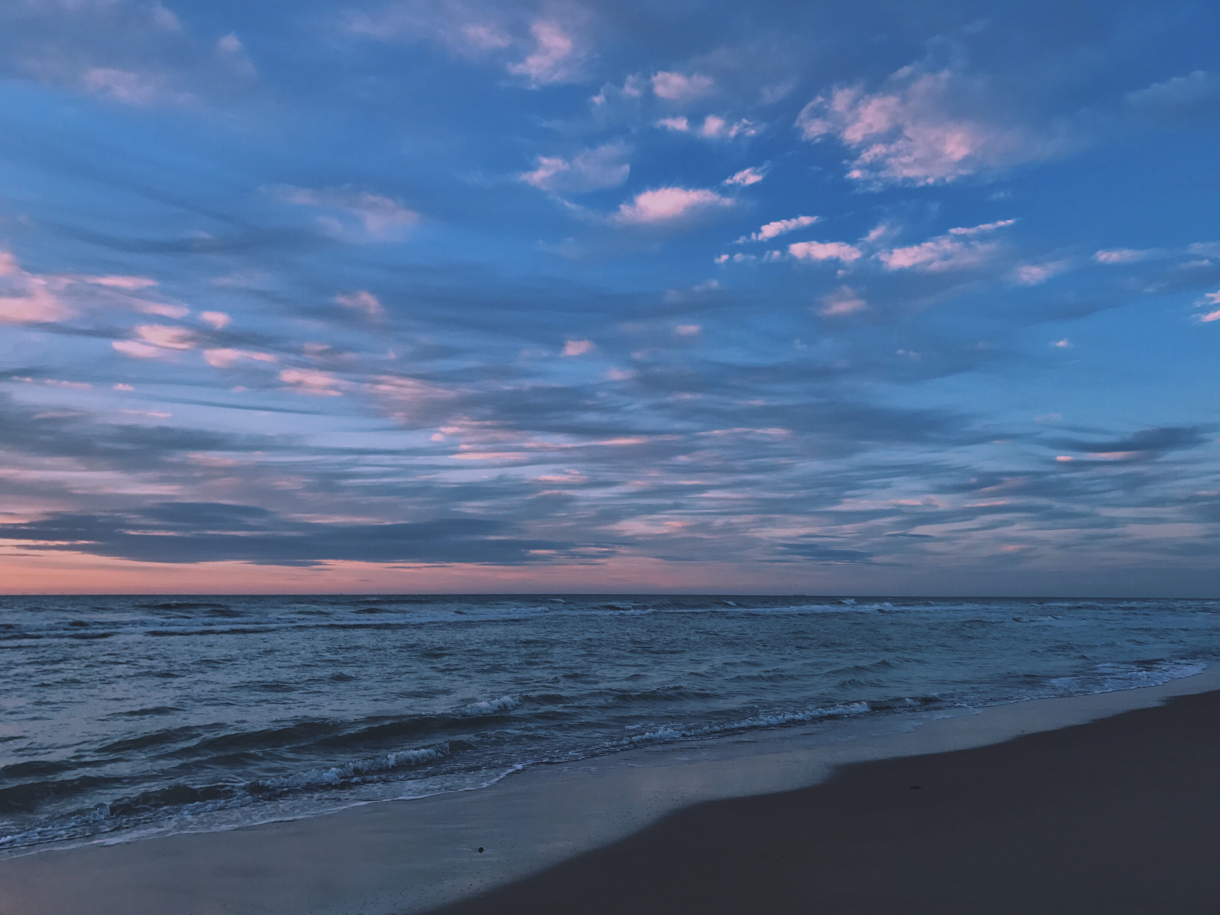 environment, 4K, peaceful, horizon, land, scenery, shore, oceanshore, beauty in nature, view, waves, nature, sea, beach, sunset, scenics - nature, scenic, HD Wallpaper