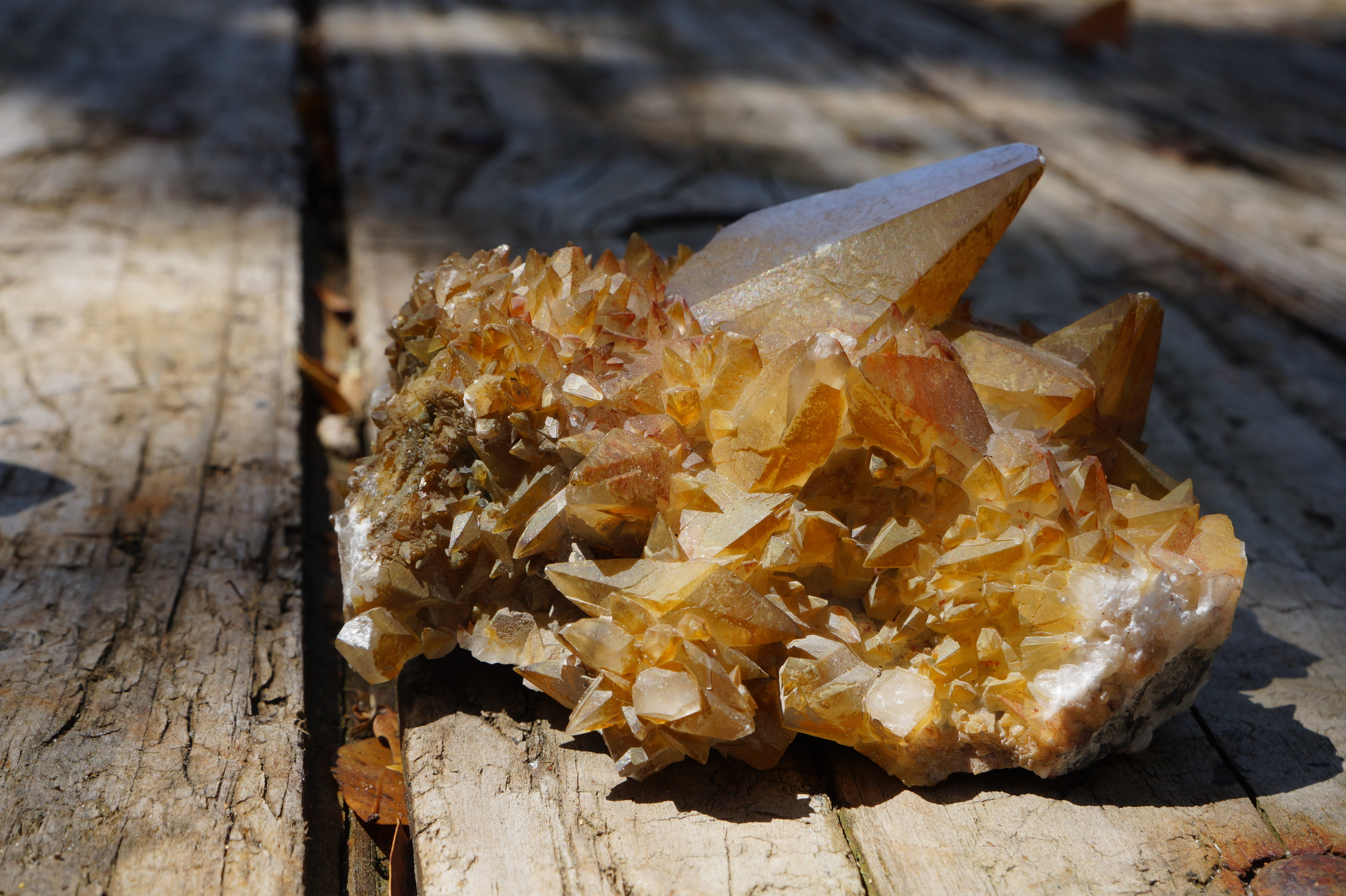 food, gemology, leaf, plant part, crystal, close-up, calcite, day, rough, food and drink, geo, freshness, geology, snack, natural, table, healthy eating, HD Wallpaper