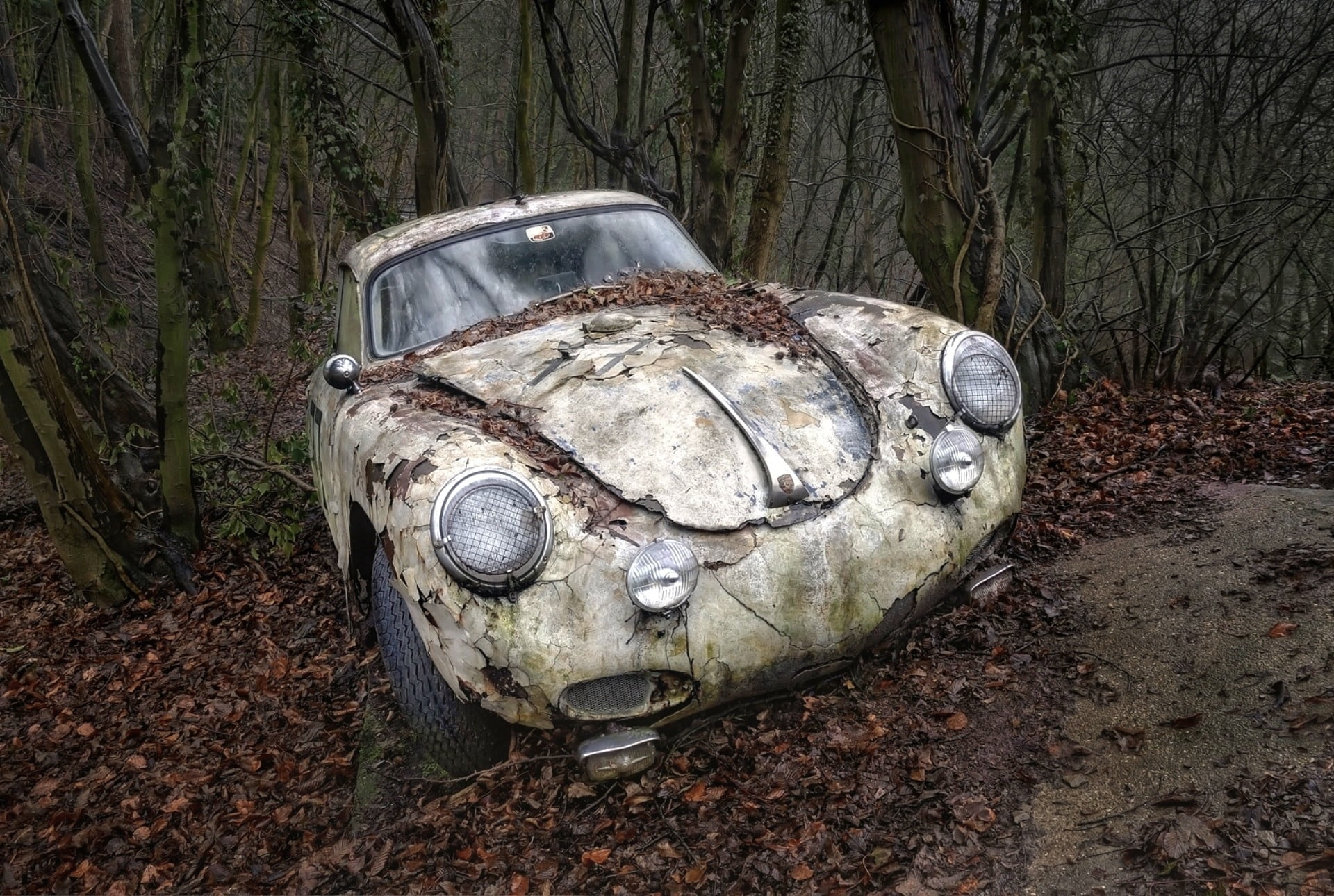 outdoors, old, wreck, deterioration, day, motor vehicle, tree, forest, volkswagen, metal, damaged, no people, run-down, nature, beetle, Porsche, transportation, HD Wallpaper