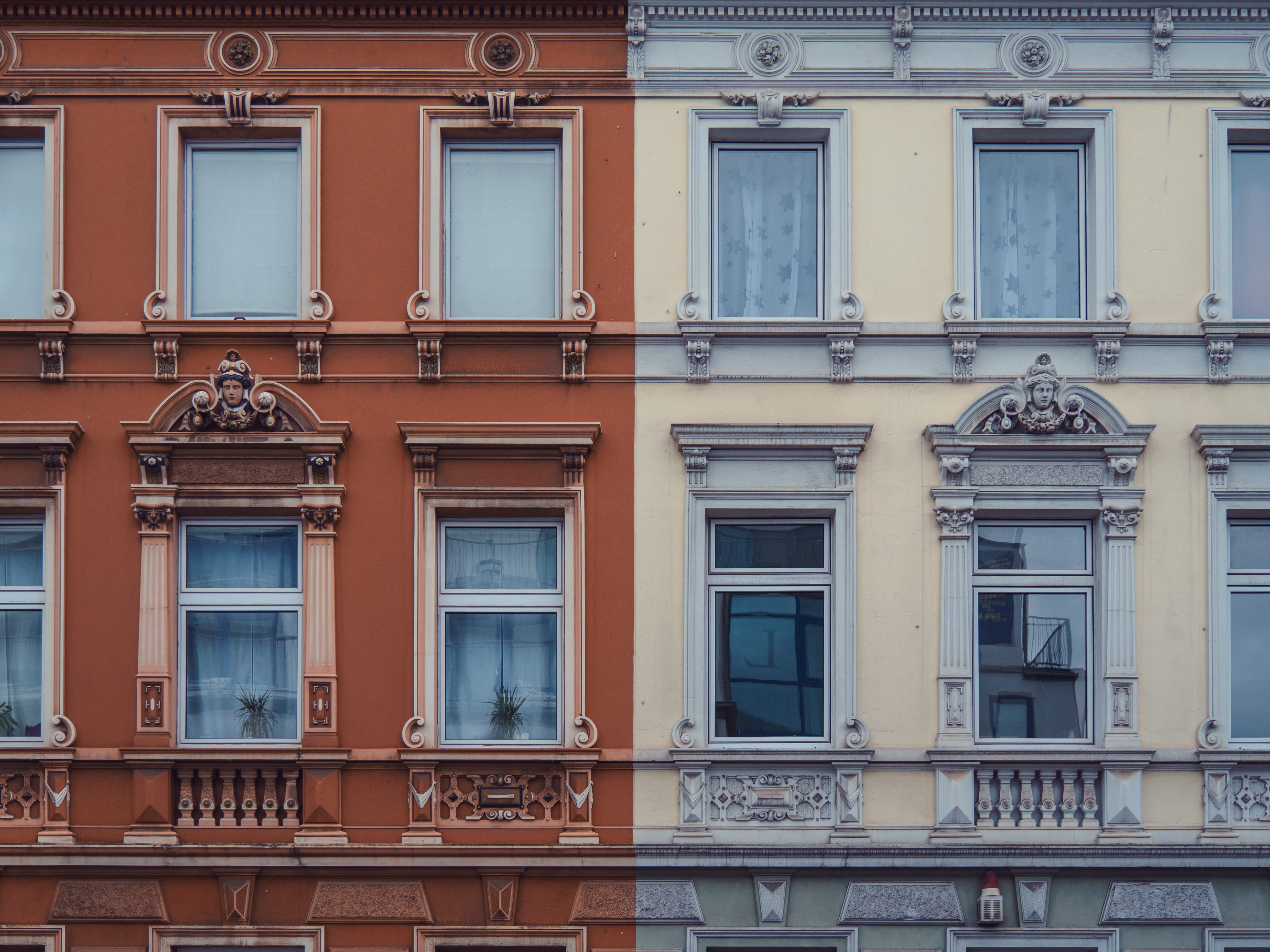 geometric, day, in a row, balcony, backgrounds, ornate, railing, facade, city, balcone, no people, vintage, geometry, built structure, residential district, HD Wallpaper