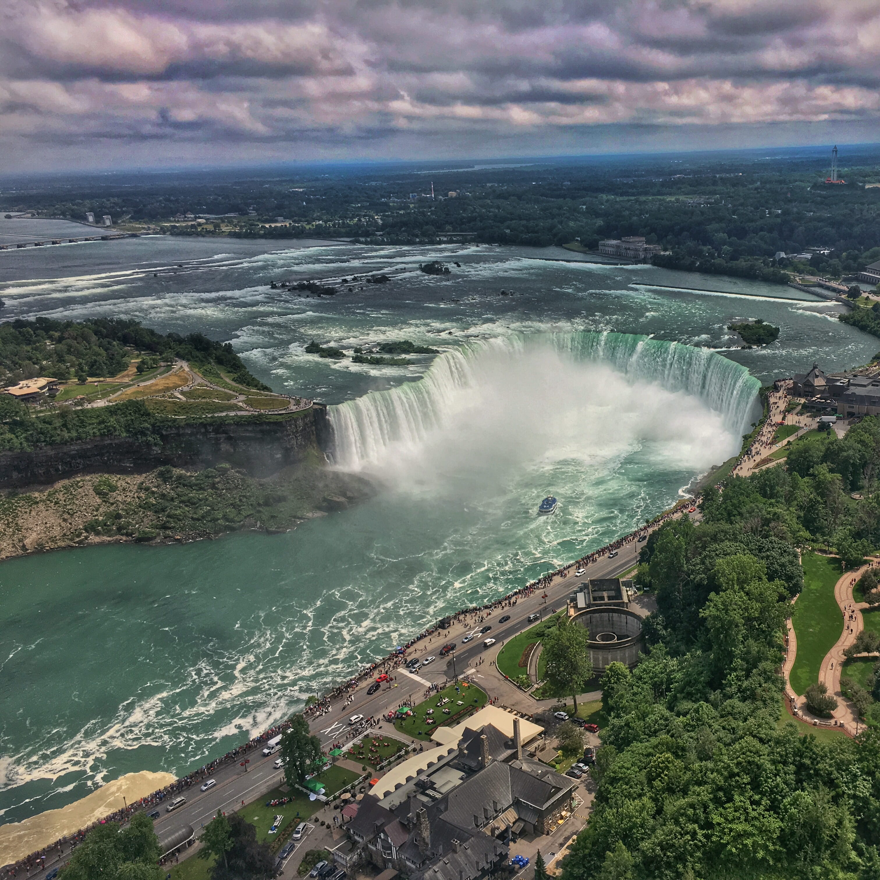 travel, high angle view, flowing, sea, canada, waterfall, tree, travel destinations, 2K, sky, nature, no people, power in nature, motion, outdoors, niagara horseshoe falls, Phone HD Wallpaper