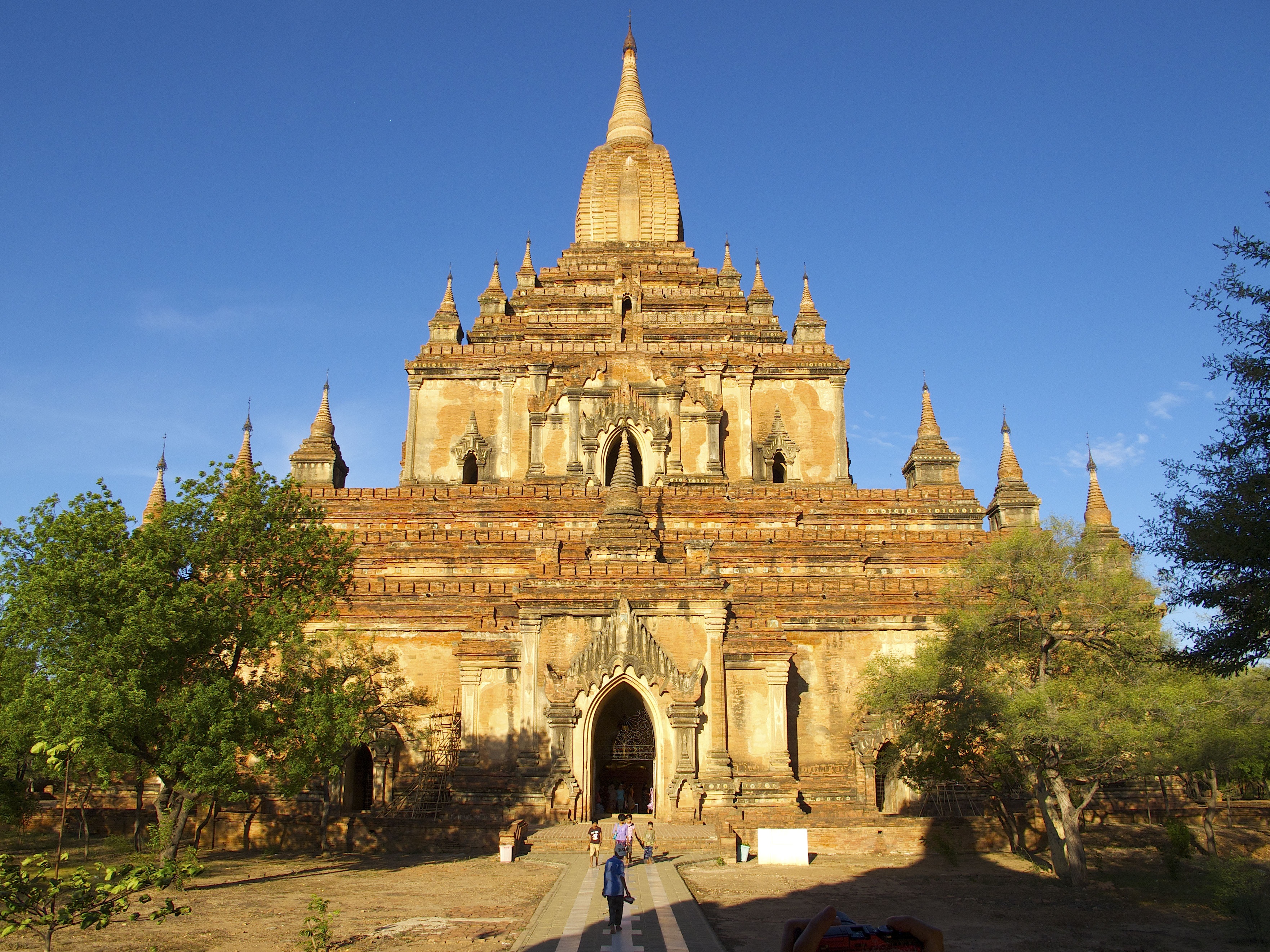outdoors, pagoda, clear sky, building, tree, spire, building exterior, history, architecture, travel destinations, sky, 2K, no people, nature, travel, HD Wallpaper