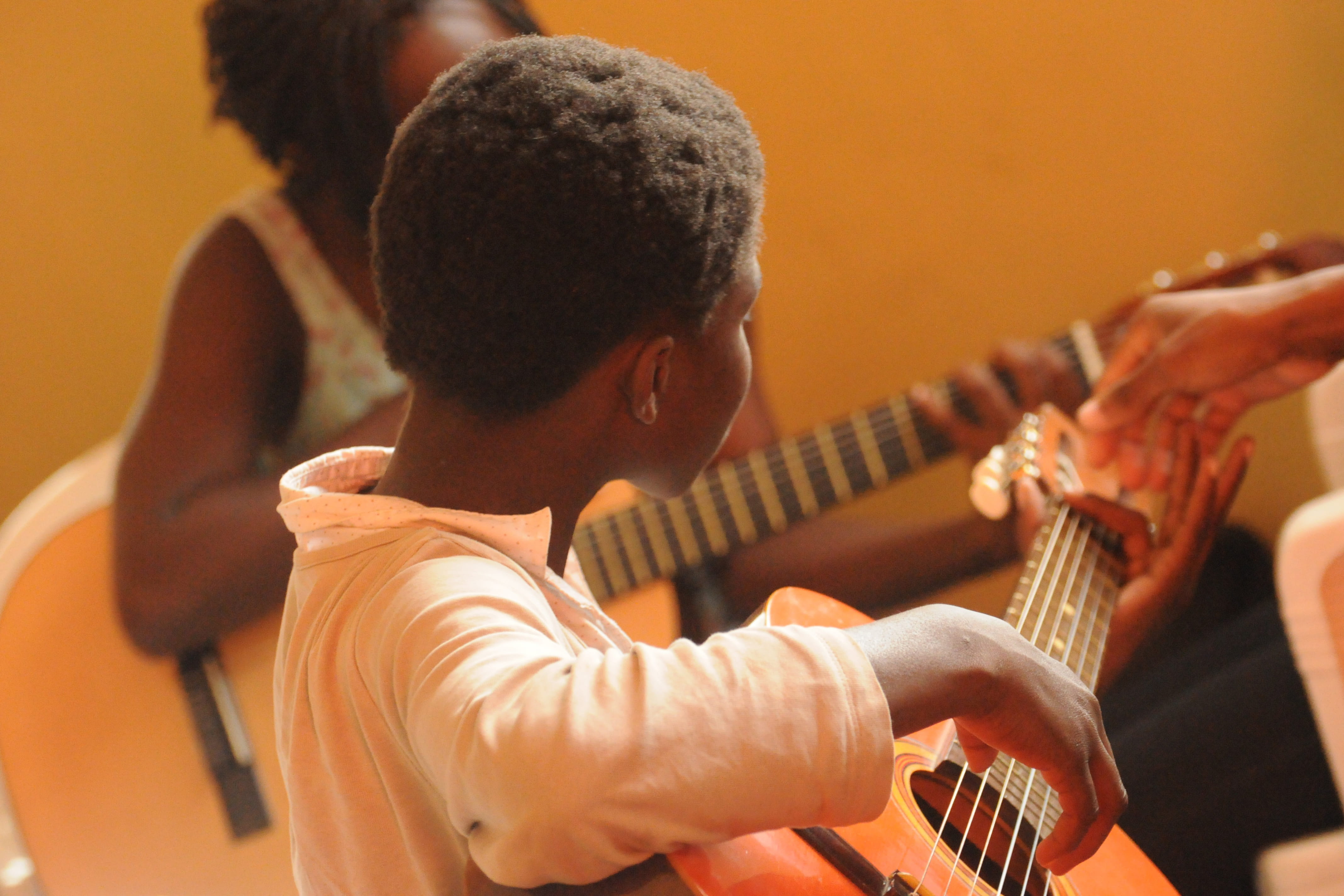 black People, musical equipment, skill, musical instrument, two people, string instrument, artist, sitting, african, holding, guitar, young adult, music, HD Wallpaper