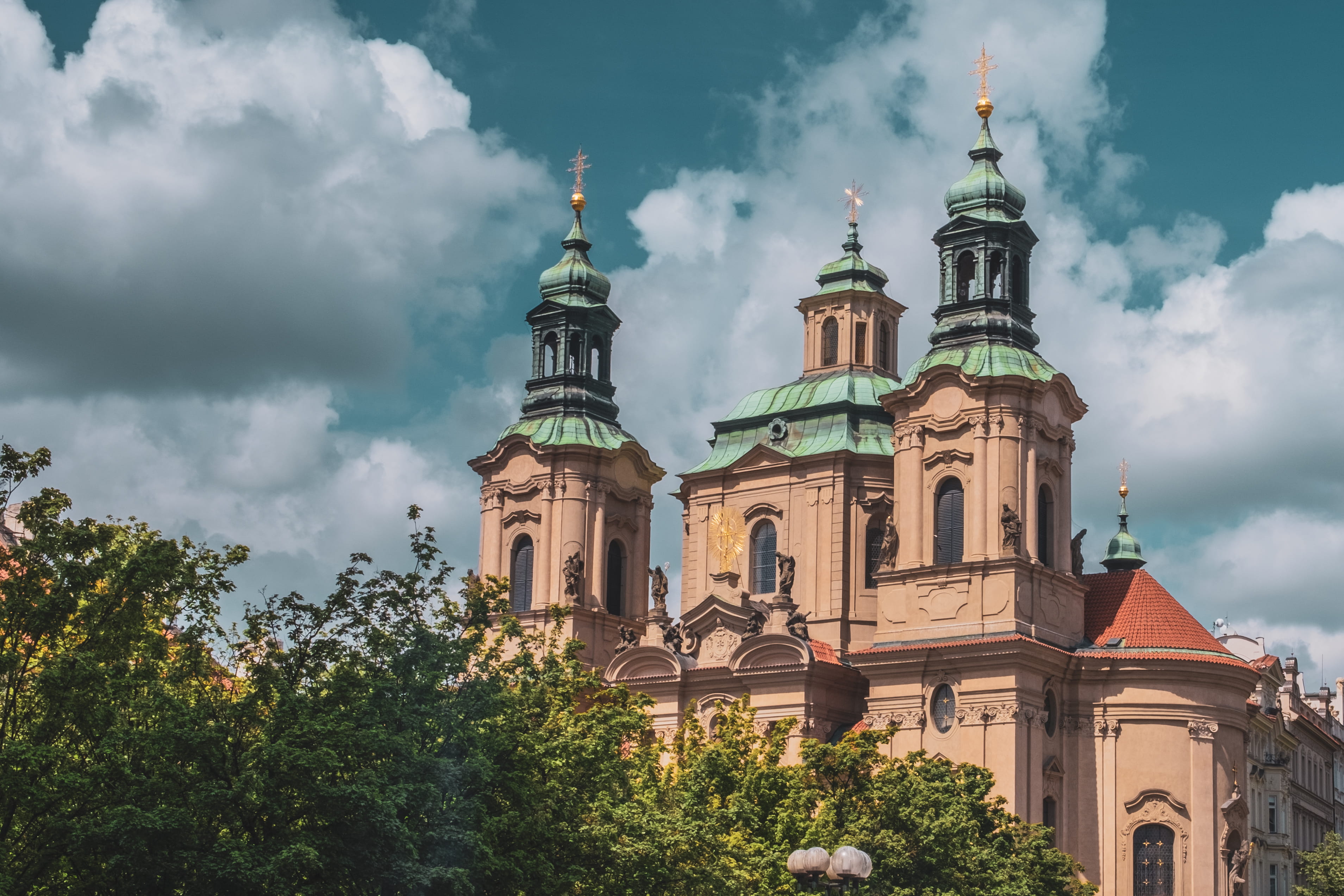 religion, architecture, sky, no people, old building, prag old town, urban, low angle view, clock tower, steeple, belief, cloud - sky, 2K, built structure, HD Wallpaper