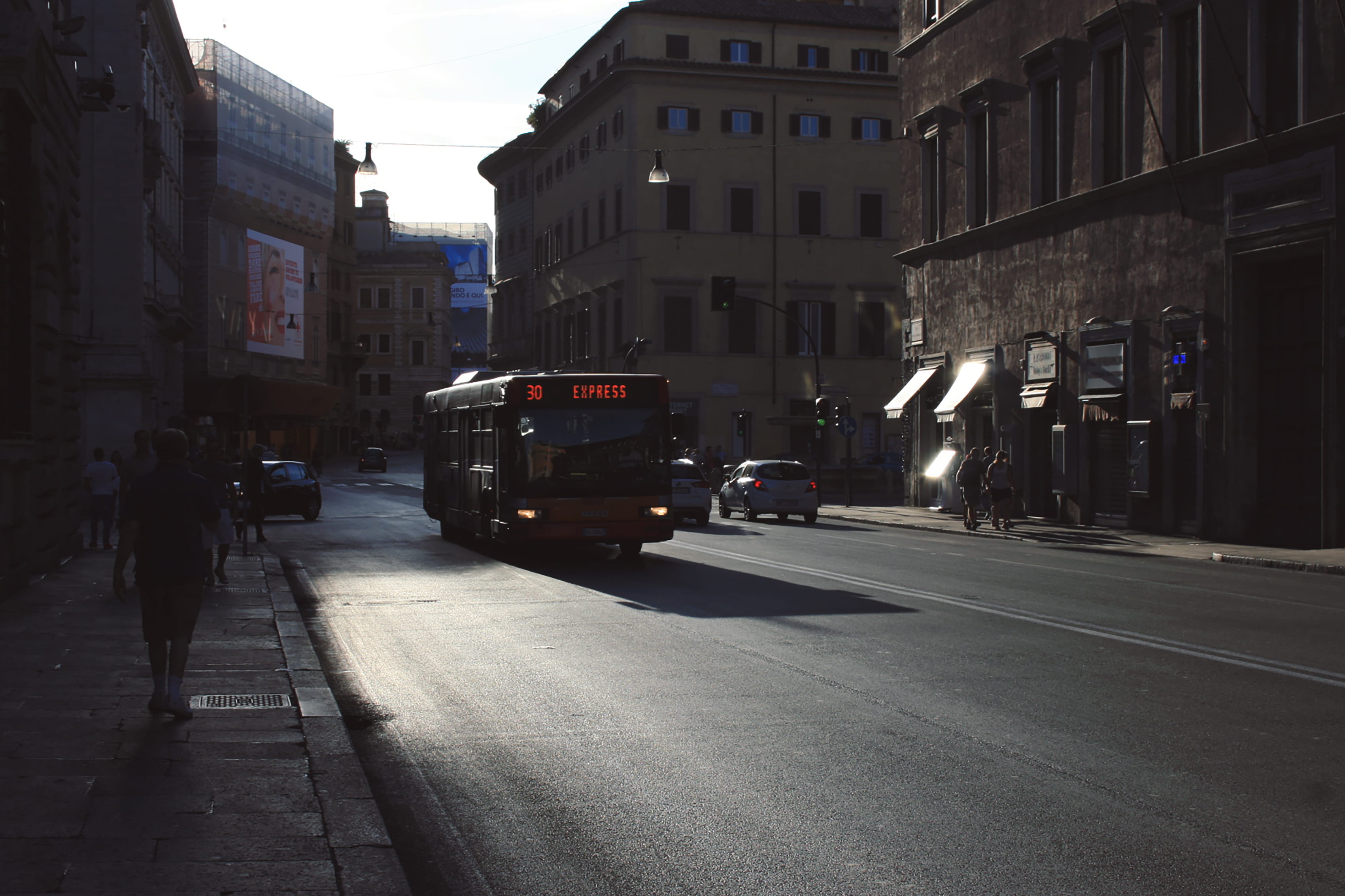 rom, public transportation, road, city, building, bus, track, 2K, land vehicle, italien, motor vehicle, outdoors, nature, built structure, city life, transportation, HD Wallpaper