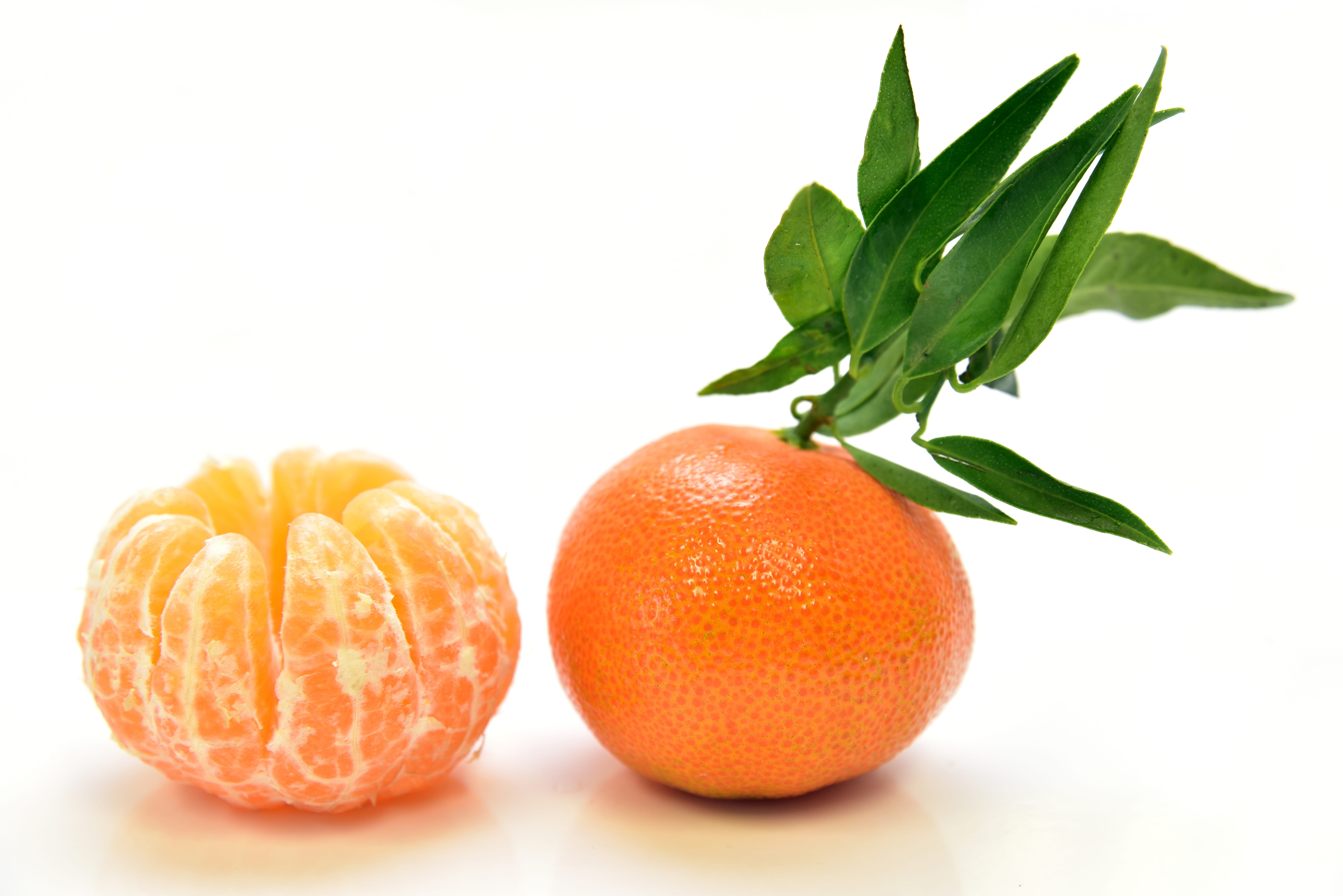 wellbeing, sweet, clementines, health, delicious, small group of objects, vegetarian, 5K, vitamins, orange color, diet, white background, tasty, bio, plant part, HD Wallpaper