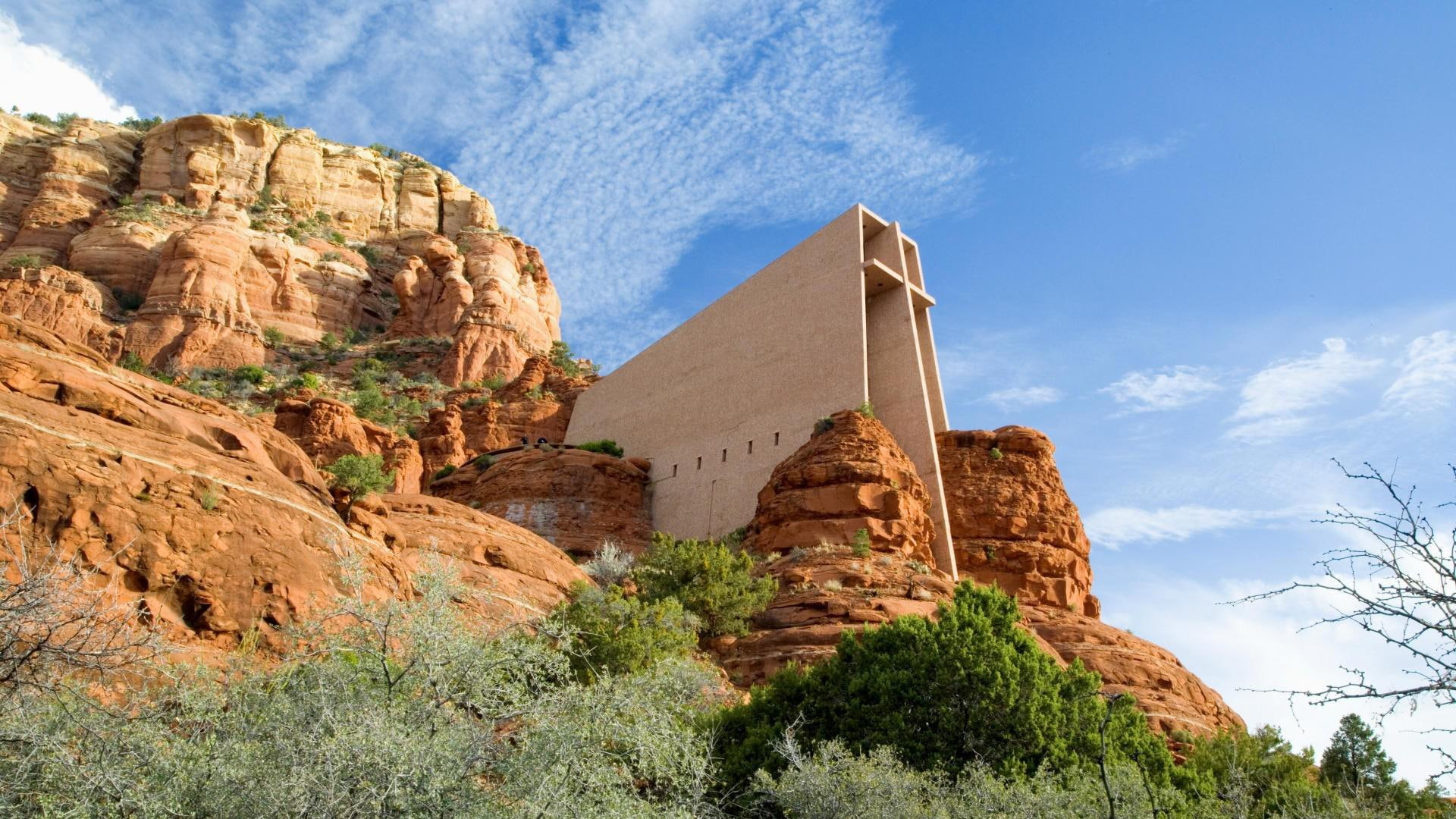 arizona, holy, 1080P, brown, 1920x1080, cross, beige, chapel, sedona, church, chapel of the holy cross, mountain, world, HD Wallpaper