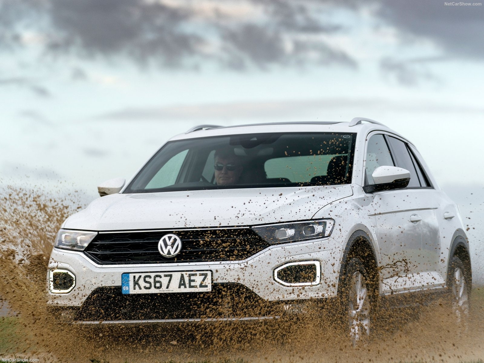 720P, (2018), [uk], t-roc, volkswagen, HD Wallpaper