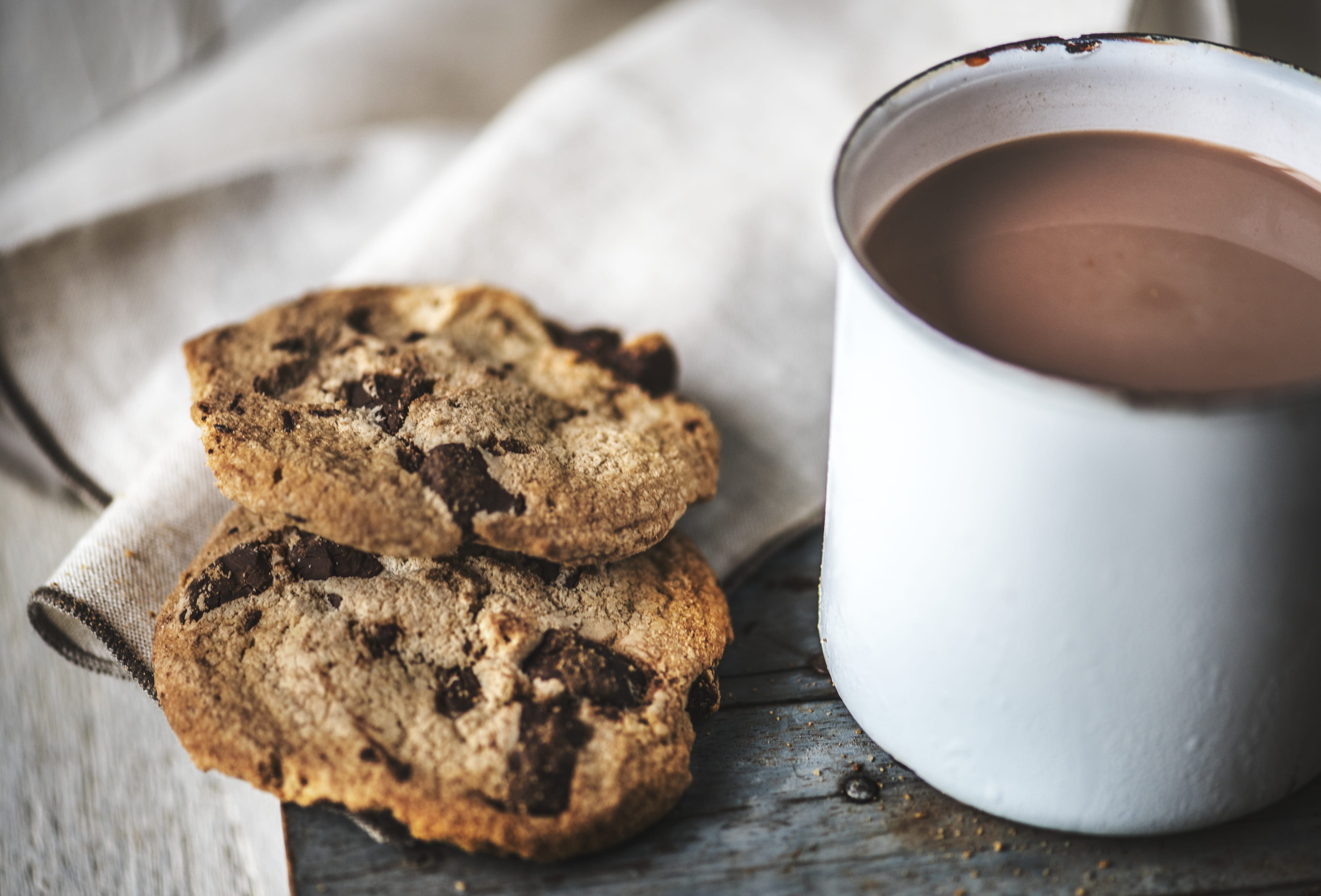 biscuit, flavor, closeup, coffee cup, beverage, coffee - drink, cacao, food and drink, breakfast, cocoa, homemade, food, still life, hot chocolate, freshness, HD Wallpaper