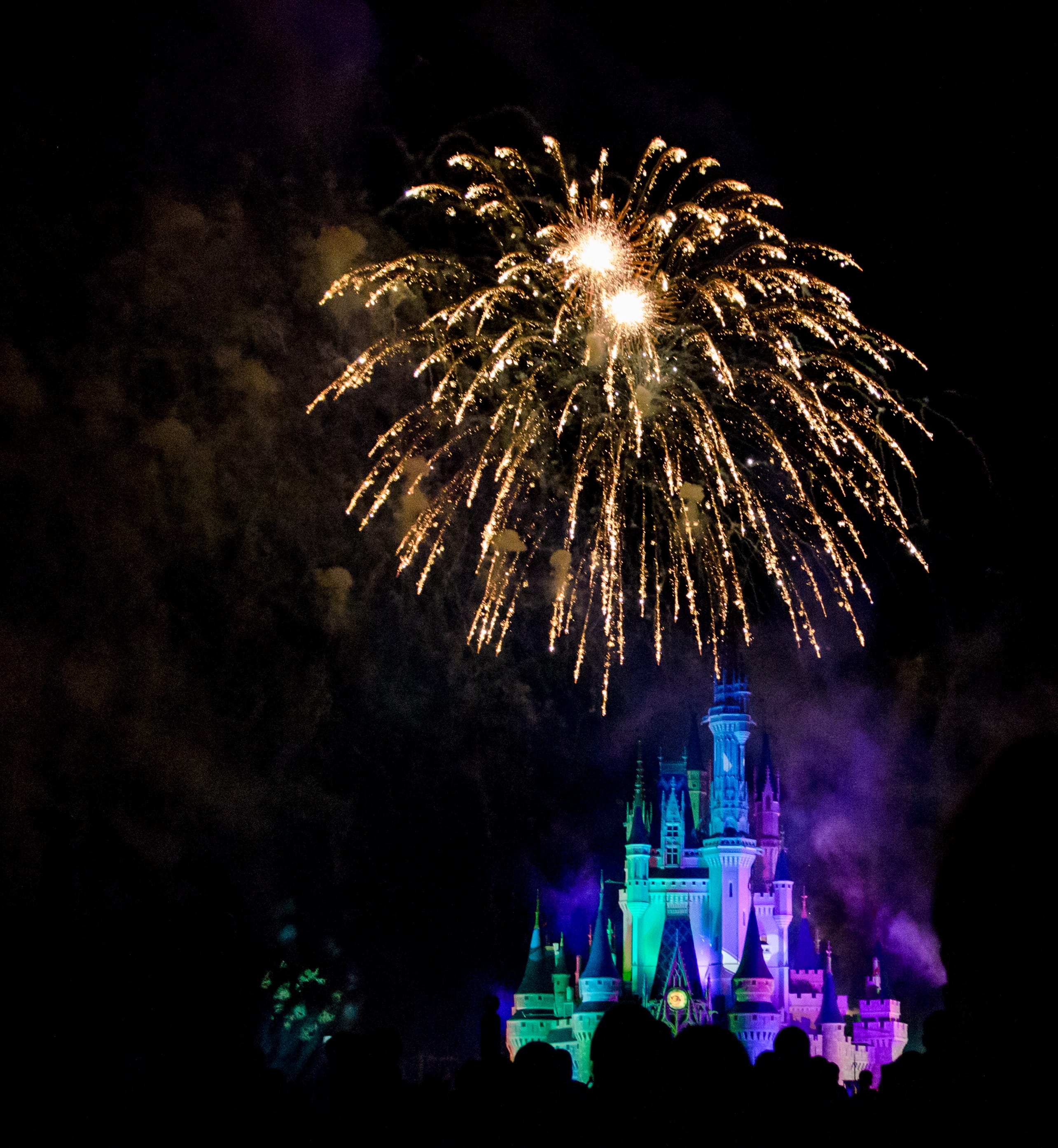 long exposure, holiday, spectacular, illuminated, low angle view, travel, motion, 2K, no people, architecture, disney, event, arts culture and entertainment, Phone HD Wallpaper