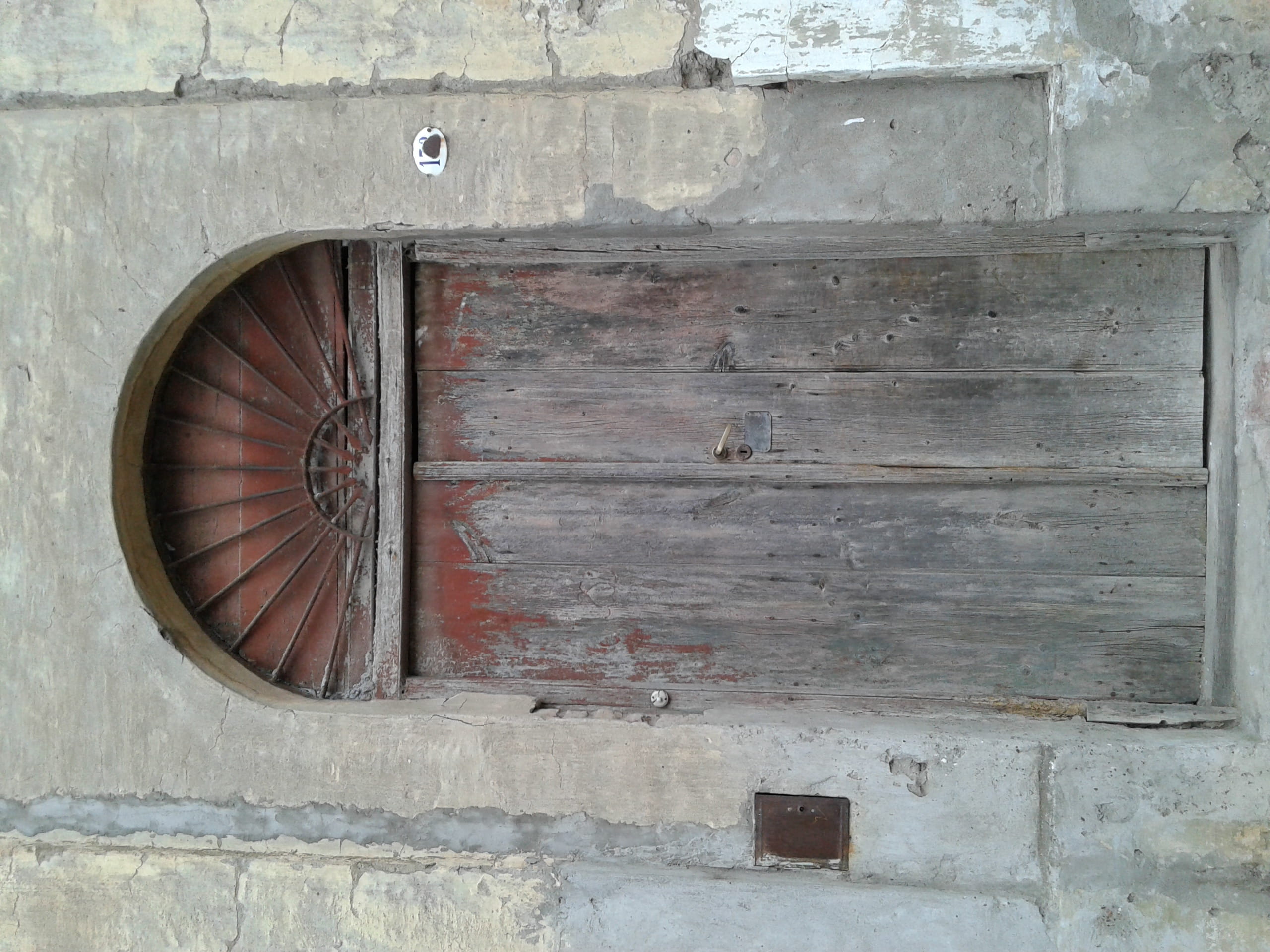 day, building, window, built structure, textured, wall, safety, 2K, wood - material, architecture, no people, weathered, outdoors, wall - building feature, HD Wallpaper