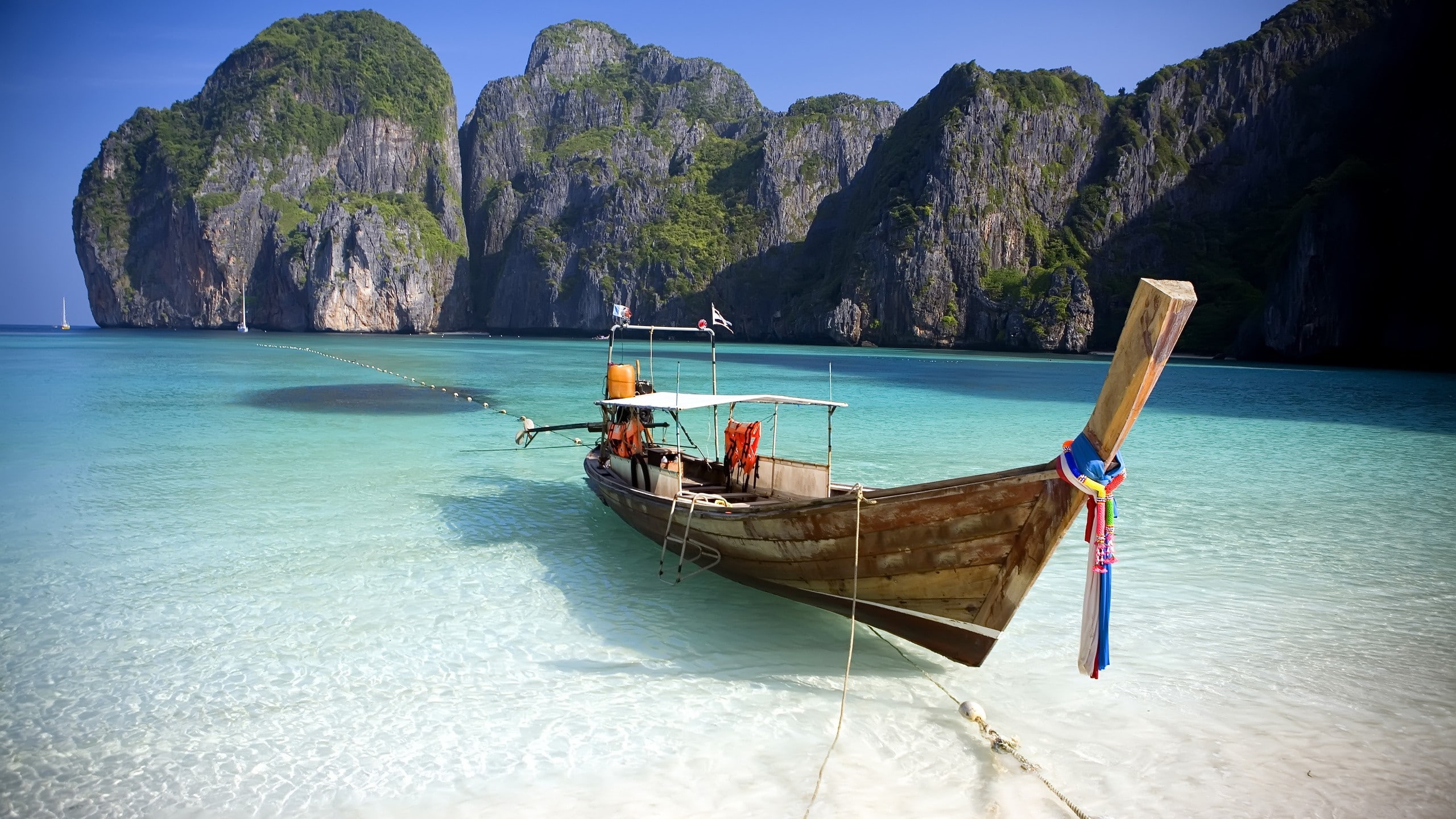 Phi Phi Islands, Asia, beach, boat, 2K, cliff, HD Wallpaper