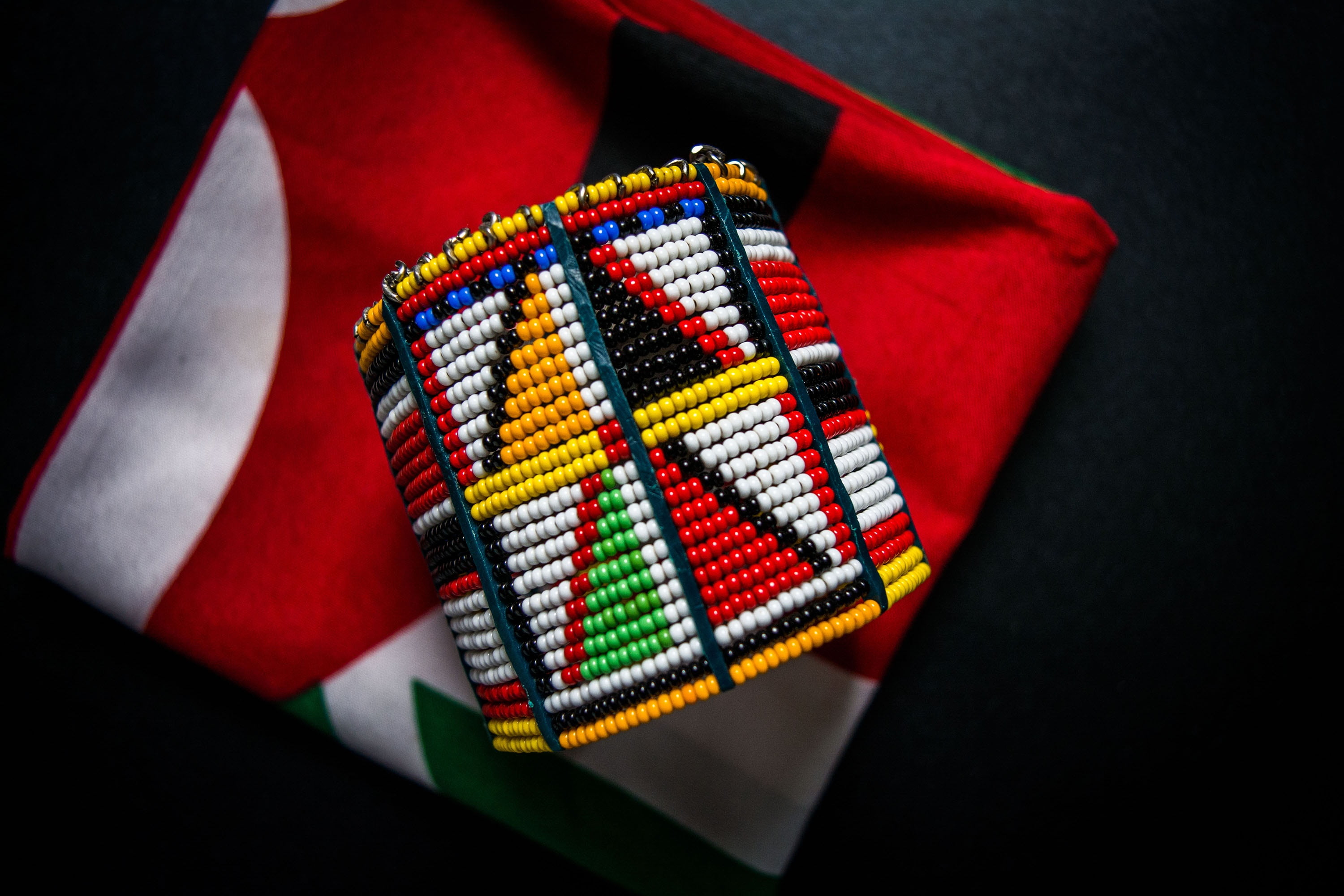 fashion, case, beads, personal accessory, art and craft, beaded, luxury, jewellery, maasai, textile, 2K, bangles, multi colored, pattern, black background, HD Wallpaper