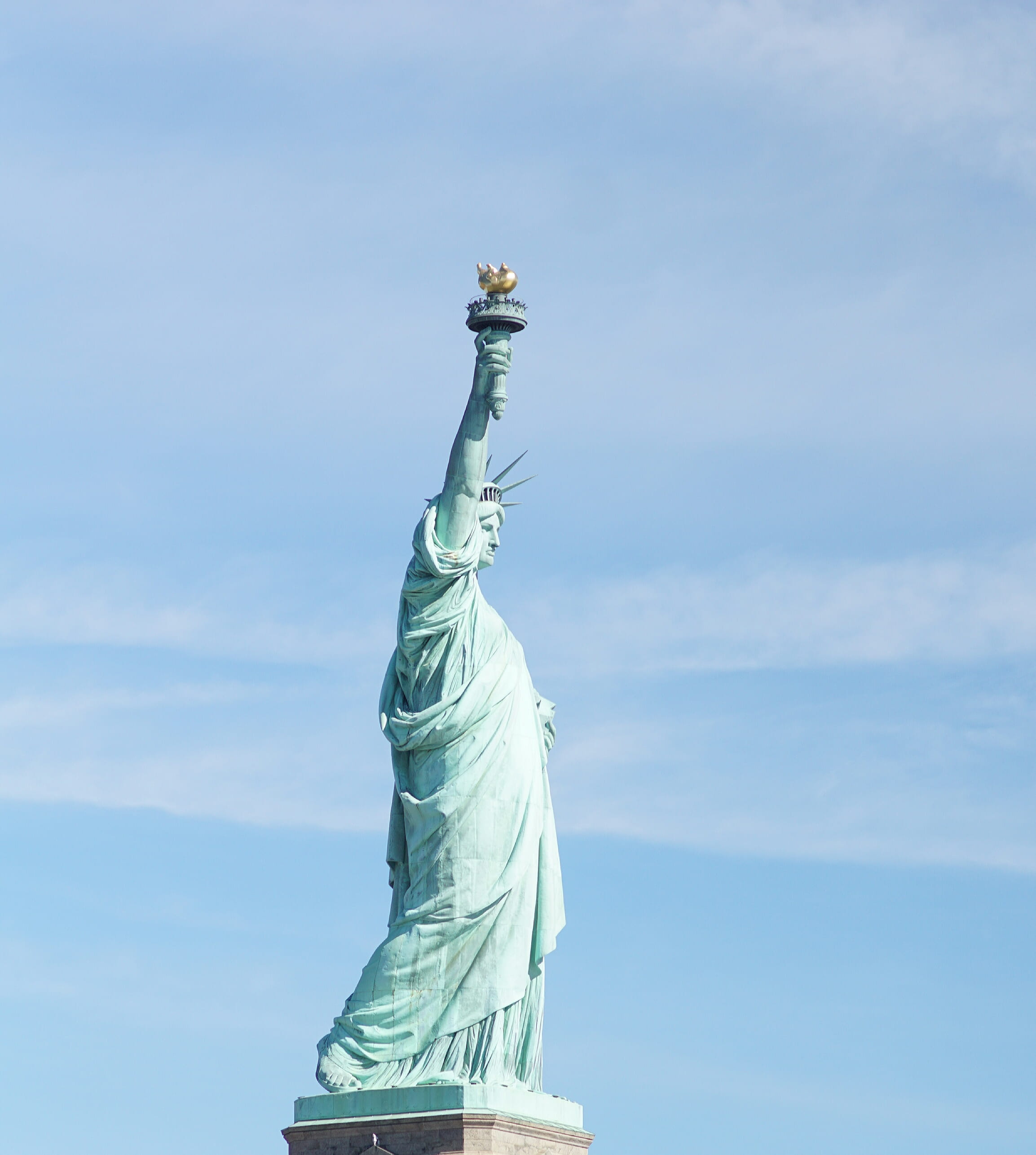 manhattan - New York City, photography, new, liberty, flaming torch, copper, tourism, crown, no people, human representation, craft, statue, representation, Phone HD Wallpaper