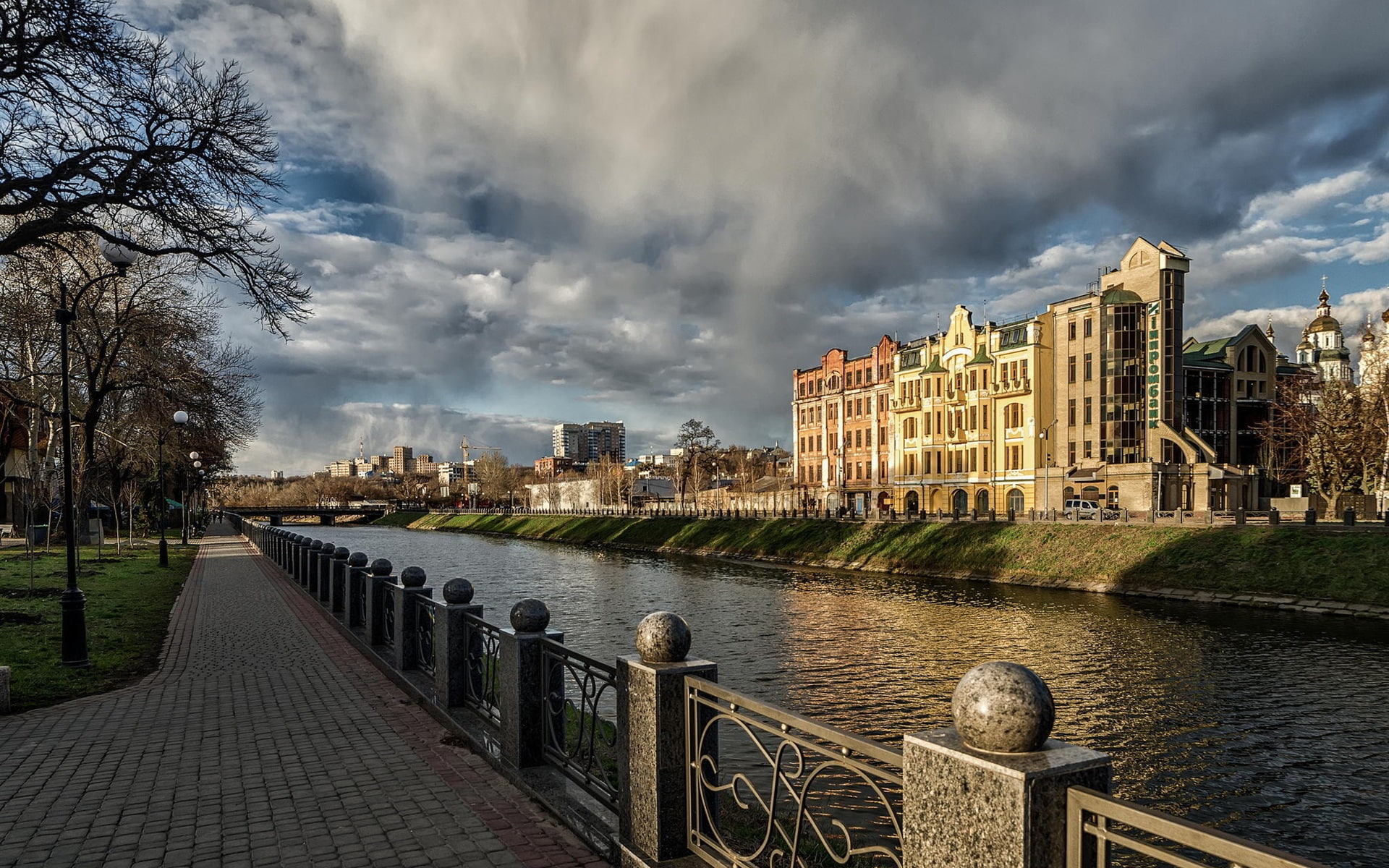 beige, next, Kharkov, 1080P, Cathedral, River, concrete, Ukraine, Houses, building, HD Wallpaper