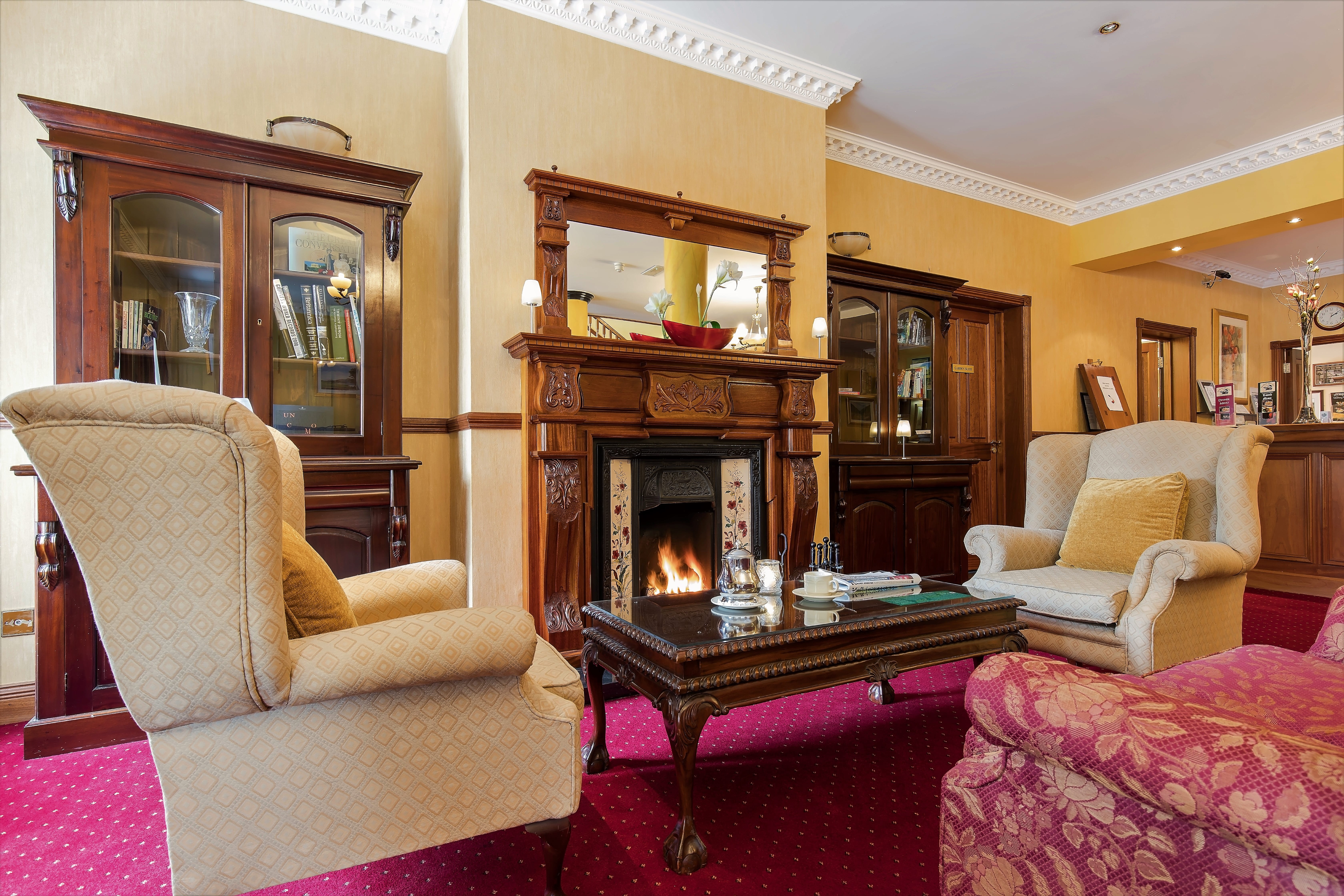 killarney, wealth, lifestyles, electric lamp, armchair, luxury, adult, luxury hotel, sofa, one person, architecture, home interior, sitting, hotel, eviston, HD Wallpaper