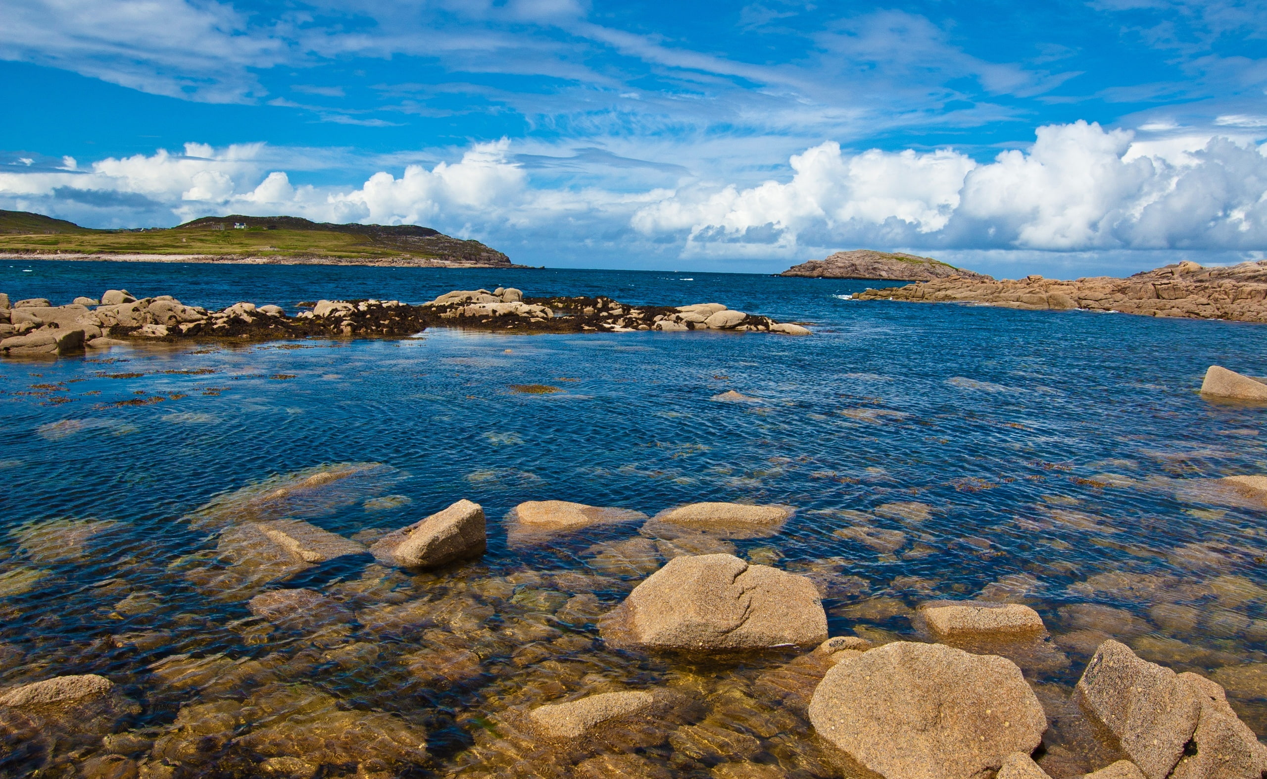 outdoors, scenics - nature, 2K, Europe, tranquil scene, pebble, land, day, Ireland, Coast, idyllic, shallow, tranquility, solid, Island, sky, beach, beauty in nature, HD Wallpaper