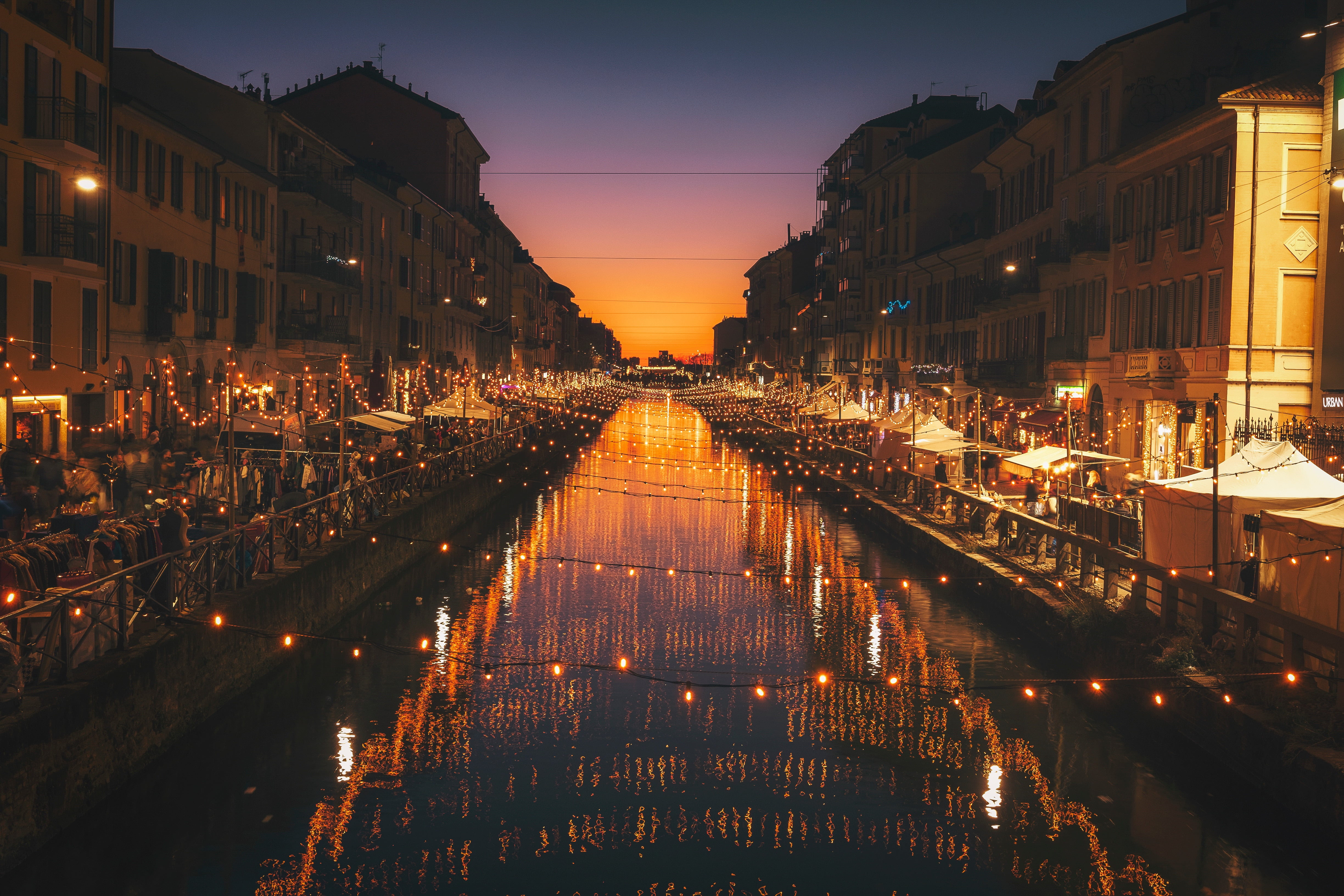 travel, waterfront, cityscape, milan, bridge - Man Made Structure, famous Place, buildings, string, water, dark, tourism, reflection, lighting Equipment, HD Wallpaper