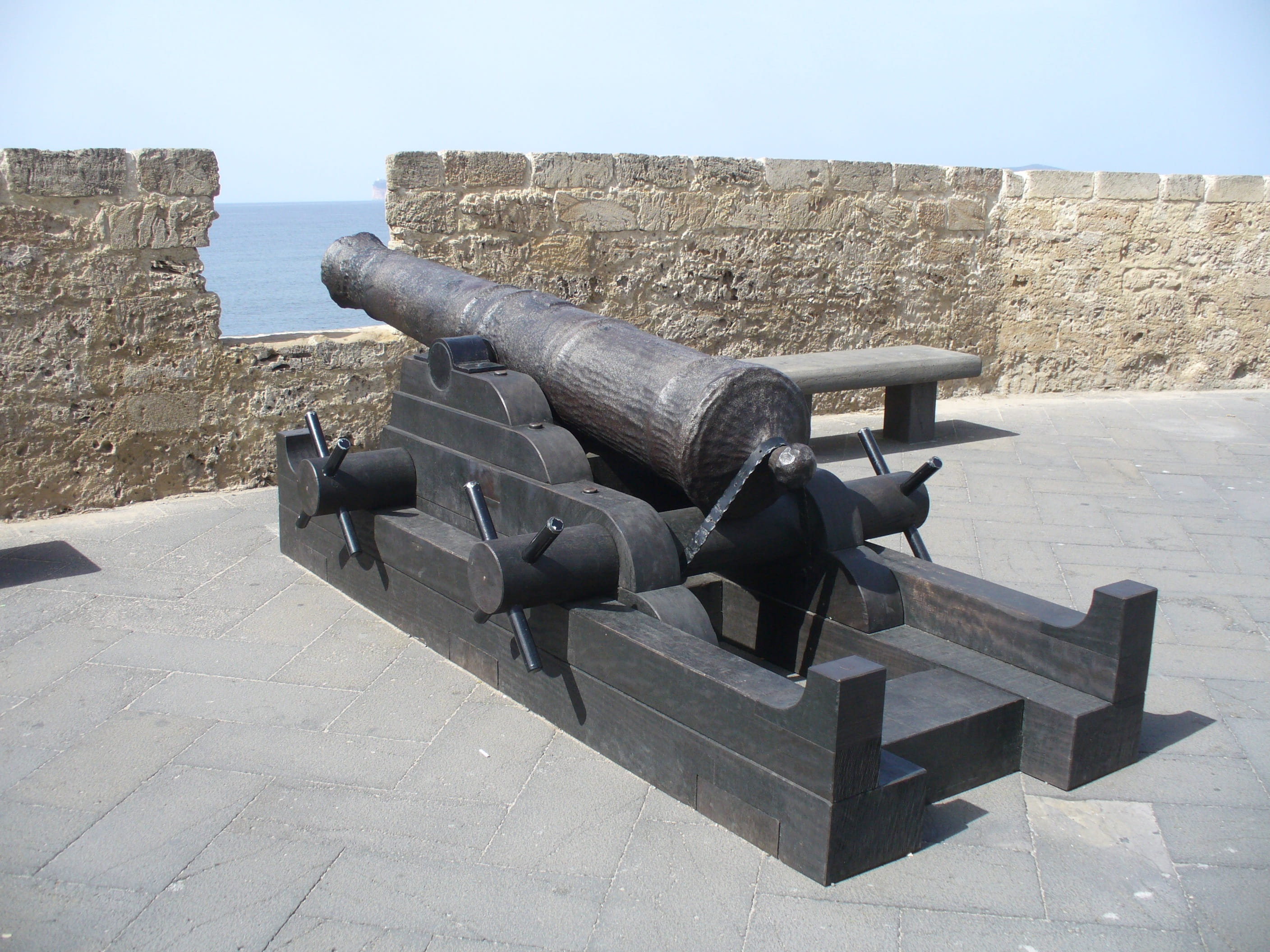 sky, weapon, shadow, medieval, Sardinia, the past, nature, Sassari, conflict, fort, canon, no people, military, travel destinations, italy, cannon, stone wall, HD Wallpaper