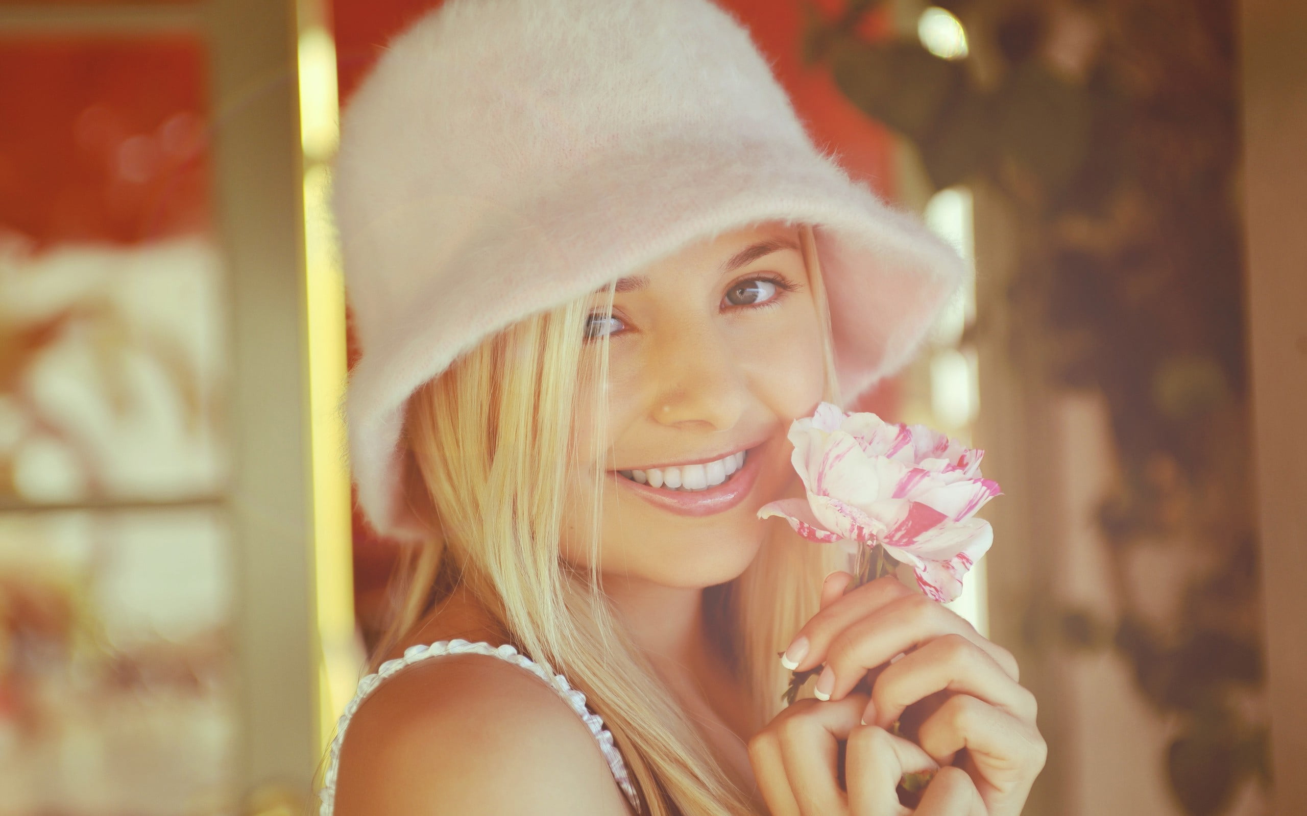 women, depth of field, beautiful woman, nature, one person, blond hair, blonde, front view, funny hats, women outdoors, plant, 2K, flowers, young adult, HD Wallpaper