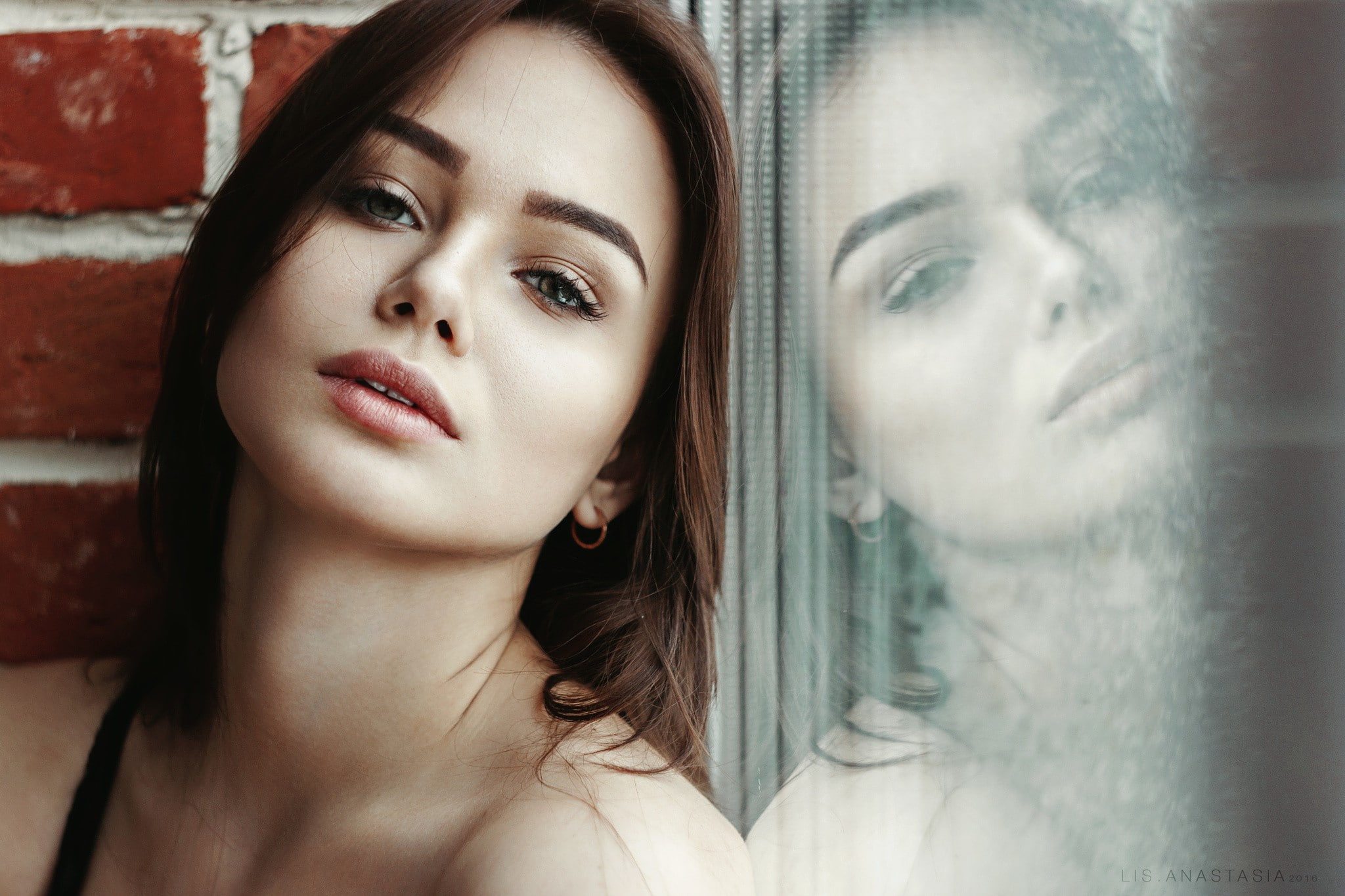 adult, young adult, hair, human body part, reflection, people, women, body part, Anastasia Lis, young women, beautiful woman, hairstyle, portrait, long hair, HD Wallpaper