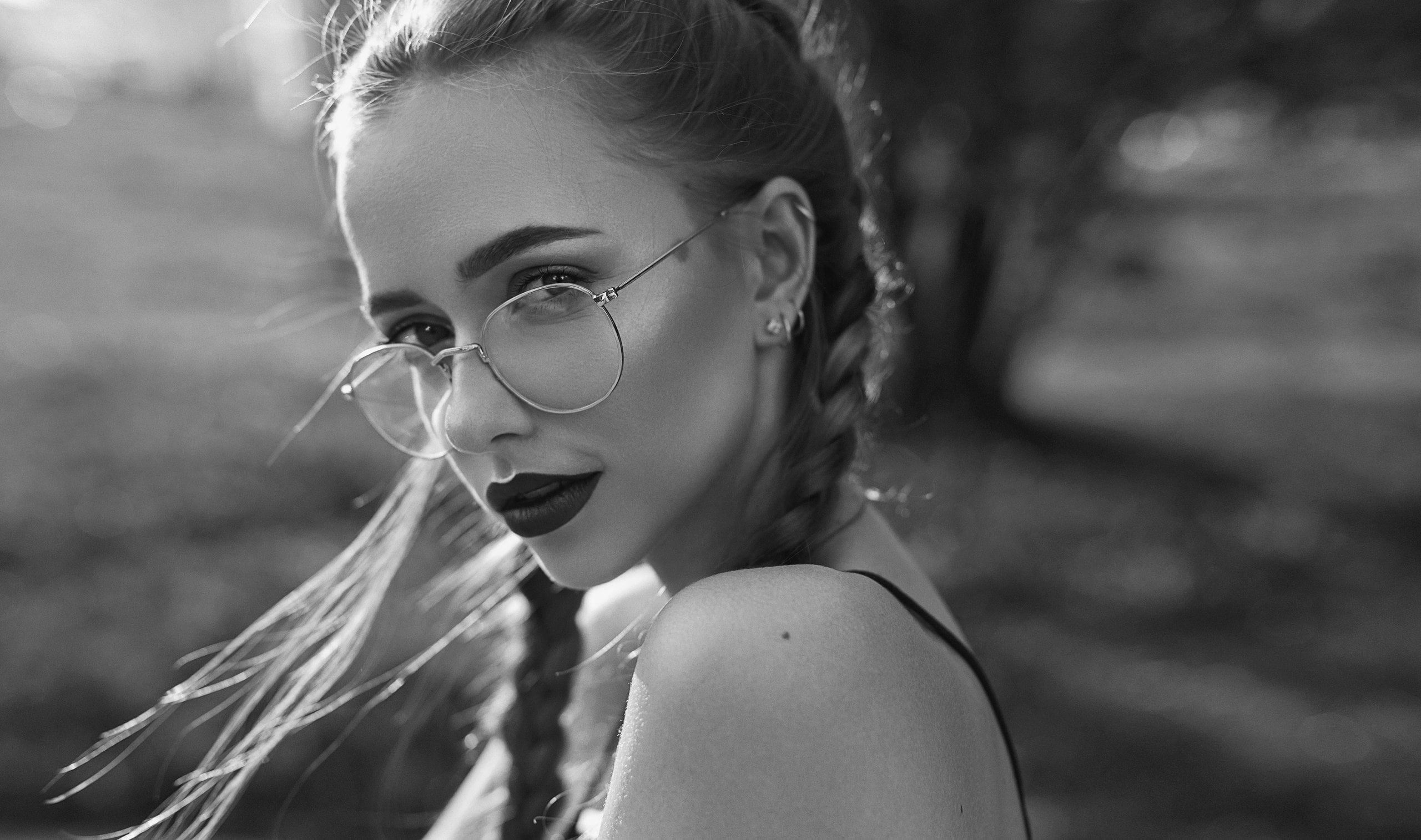 monochrome, model, Anastasia Lis, women, 2K, women with glasses, portrait, HD Wallpaper