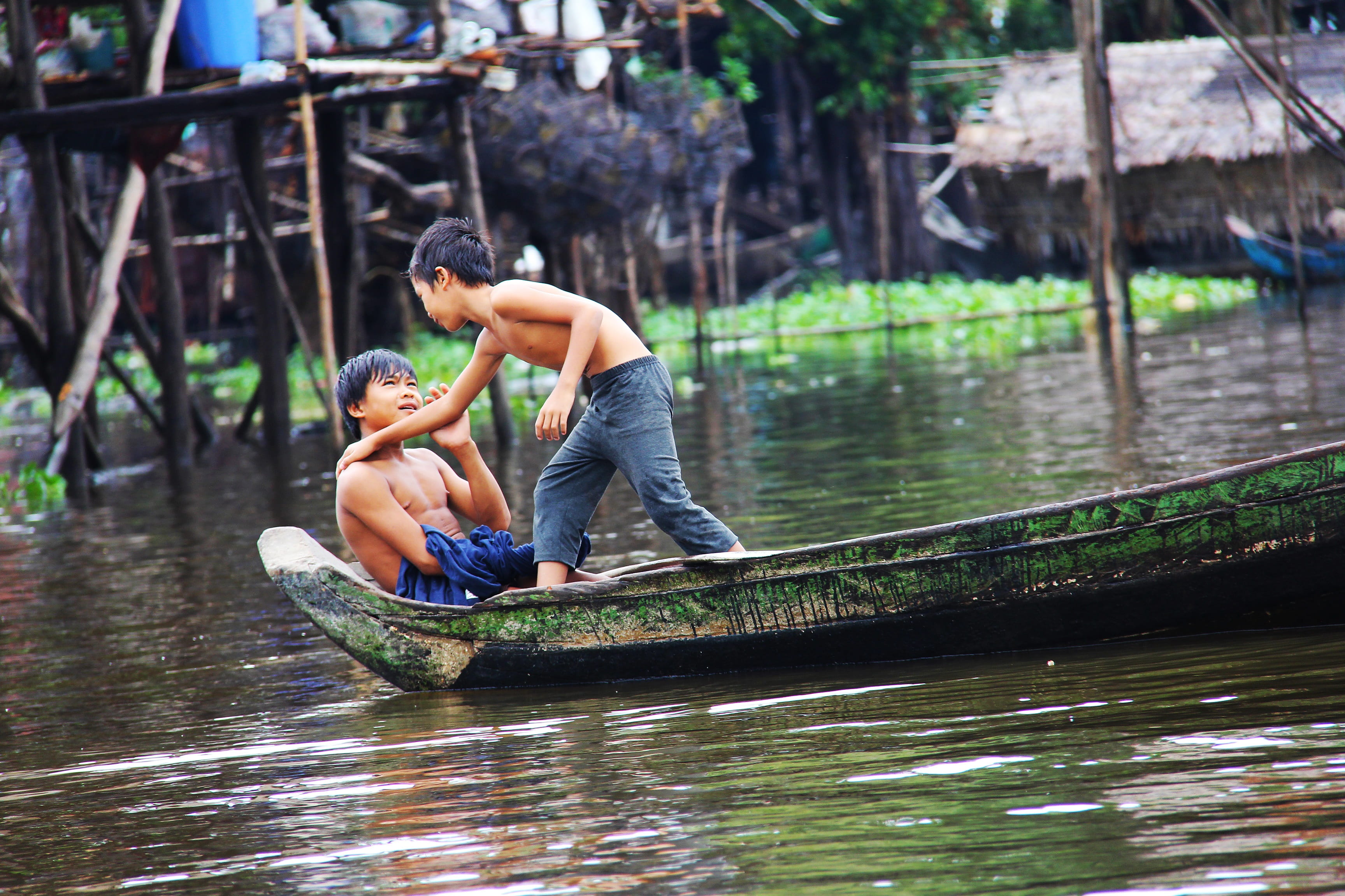 boat, playing, childhood, cambodia, water, woman, children, 2K, two, green, siem reap, travel, floating, boy, full length, real people, traditional, fishing, HD Wallpaper