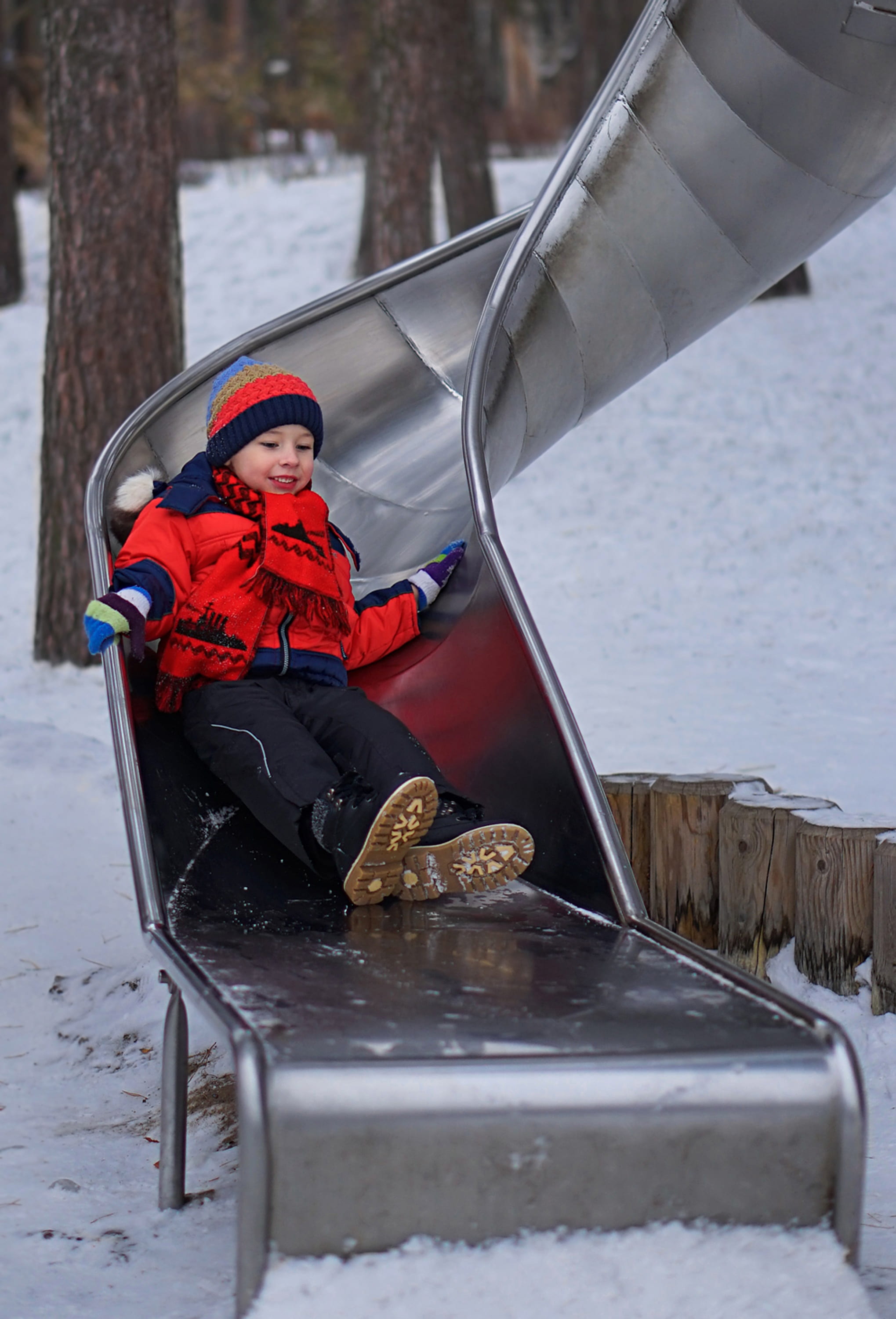 2K, silver, playground, leisure activity, childhood, baby, sports, child, outdoors, winter clothes, clothing, in the park, day, men, water, park, slide, Phone HD Wallpaper