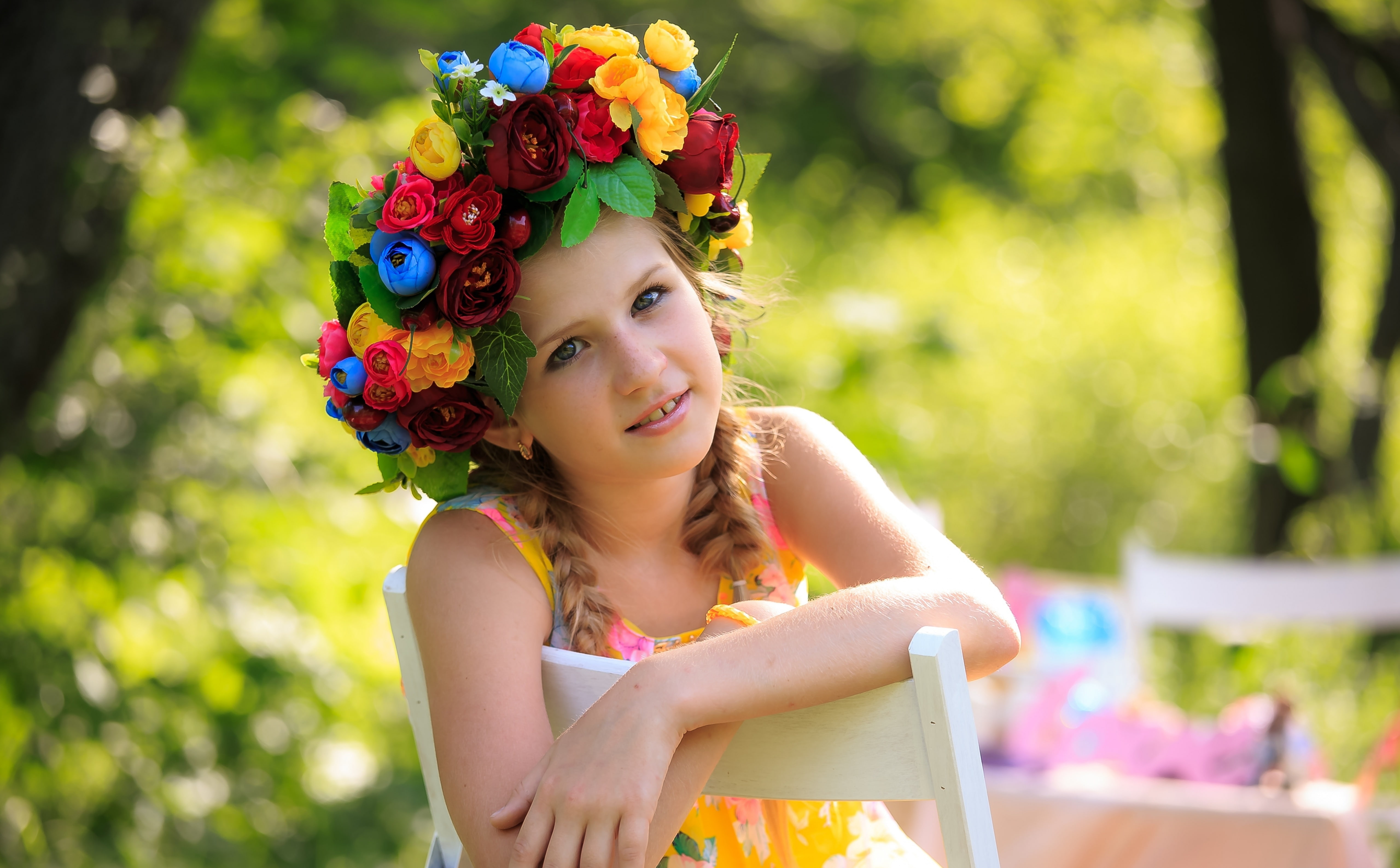focus on foreground, looking, Portrait, hairstyle, headdress, plant, smiling, real people, kids, women, Smile, beauty, wearing flowers, smilinggirl, Outdoor, HD Wallpaper