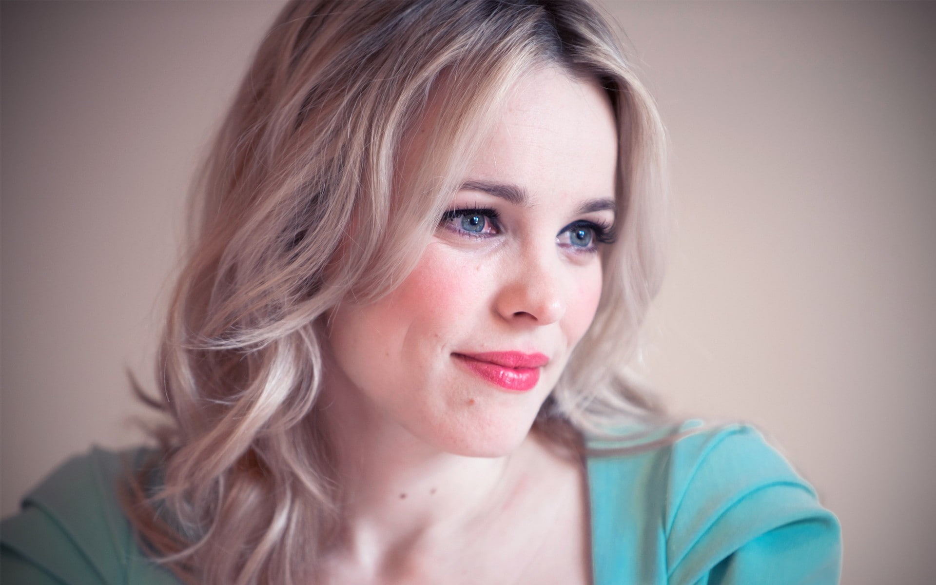 portrait, 1080P, beautiful woman, hair, face, beautiful people, headshot, indoors, looking at camera, one person, Rachel McAdams, hairstyle, blonde, blond hair, HD Wallpaper