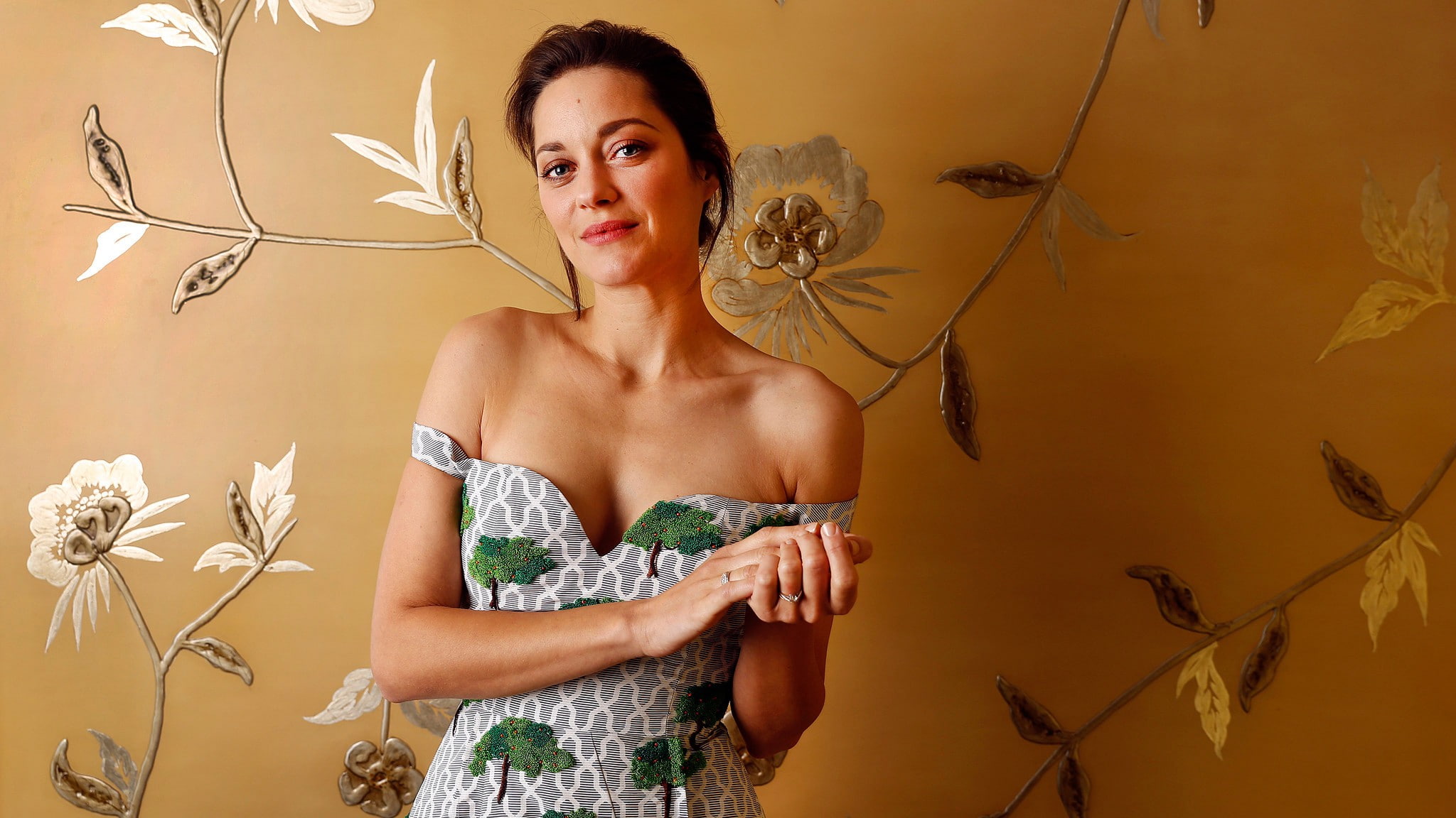 young adult, wall - building feature, floral pattern, Marion Cotillard, 1080P, beauty, lifestyles, one person, indoors, fashion, women, front view, model, HD Wallpaper