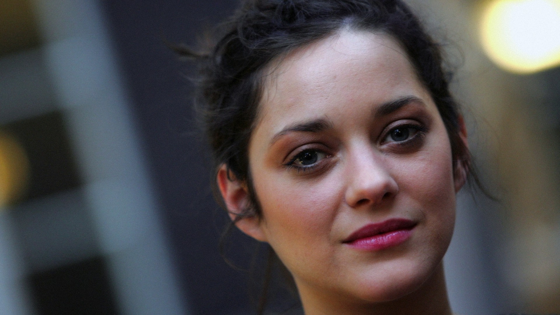 sadness, one person, looking at camera, body part, women, portrait, hairstyle, focus on foreground, human face, beautiful woman, marion cotillard, young adult, HD Wallpaper