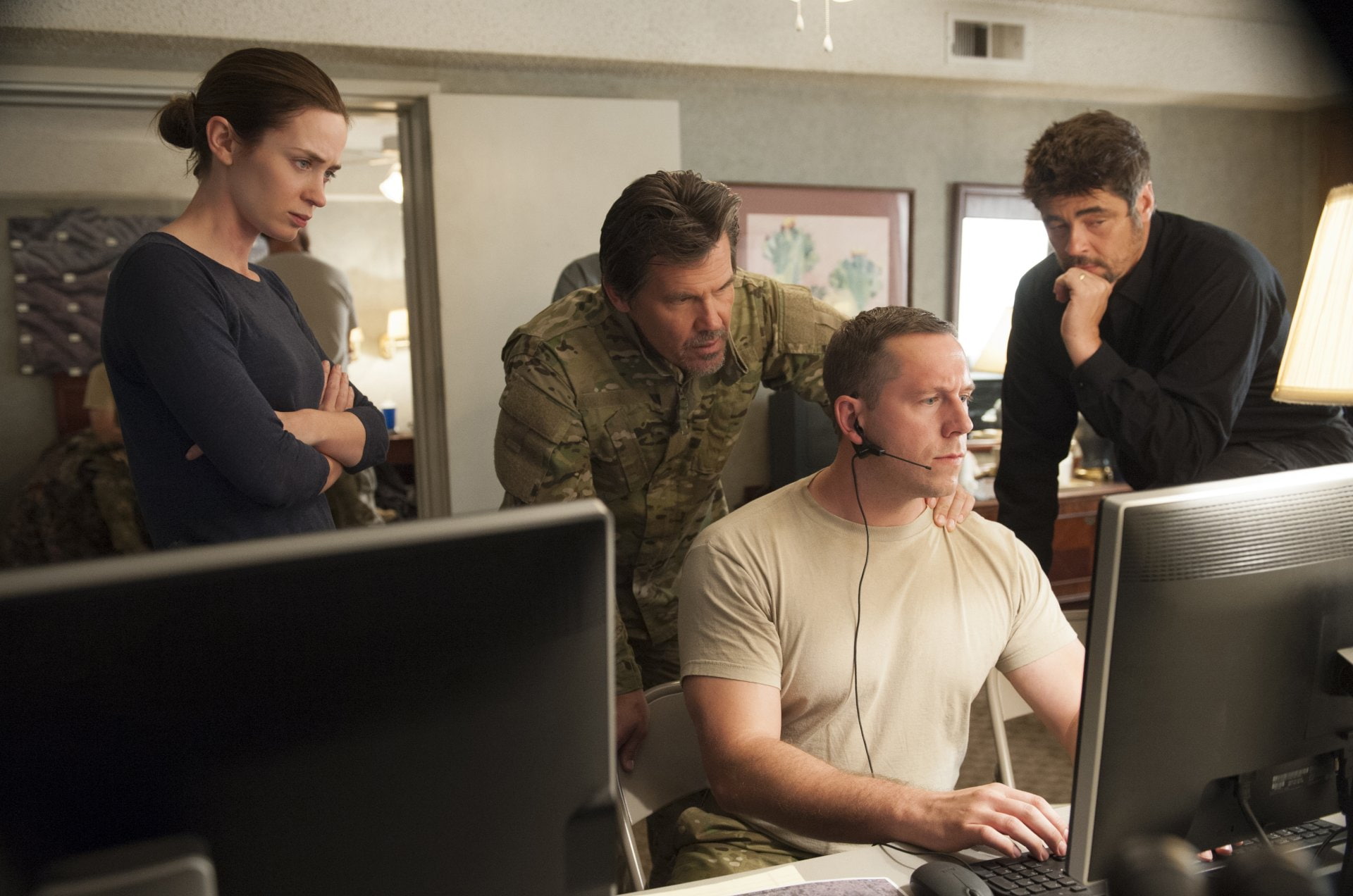 Movie, Benicio del Toro, Sicario, Josh Brolin, 1080P, Emily Blunt, HD Wallpaper