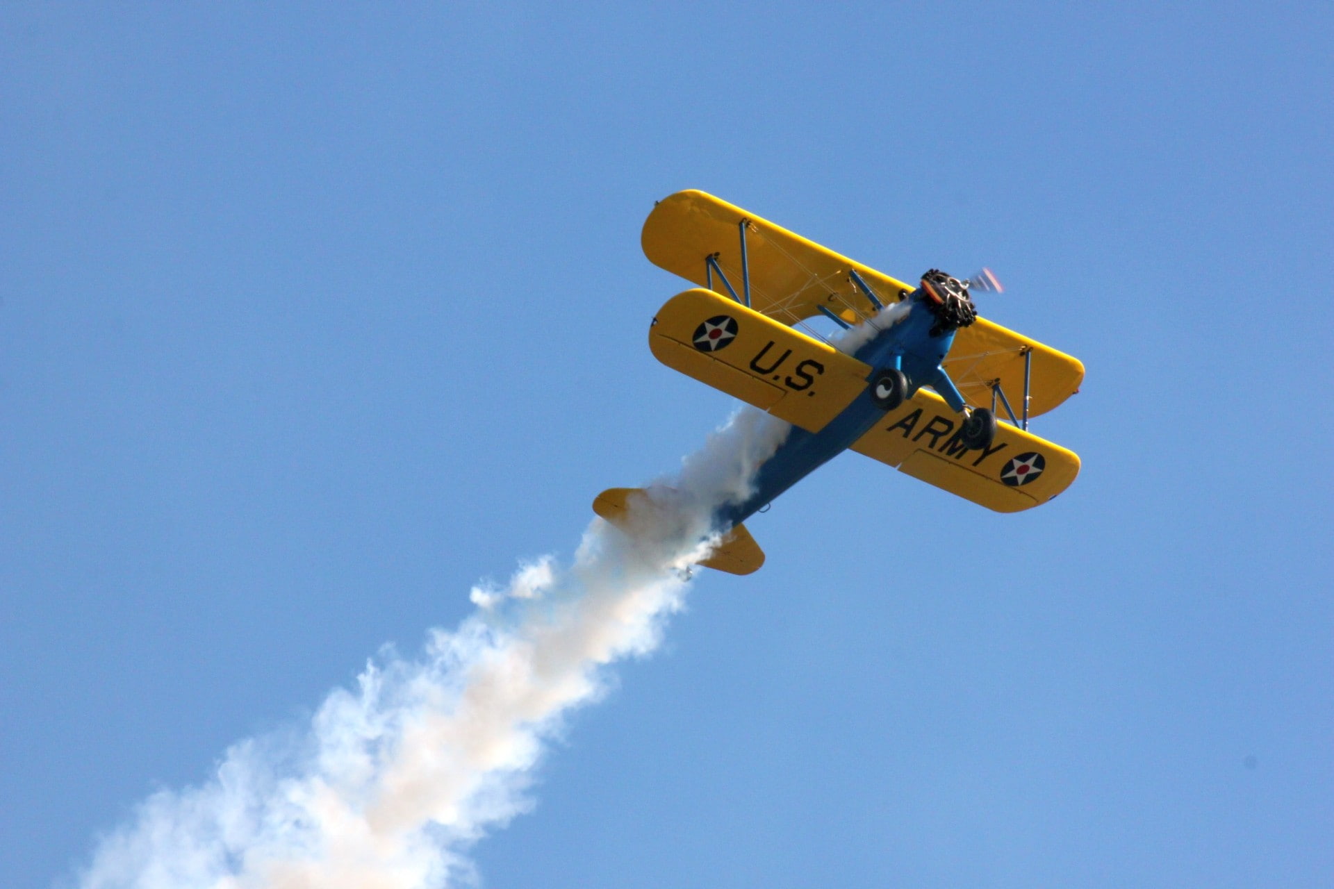 sky, transportation, 1080P, no people, motion, airplane, vapor trail, blue, aircraft, low angle view, airshow, day, aerobatics, nature, vehicle, air vehicle, HD Wallpaper