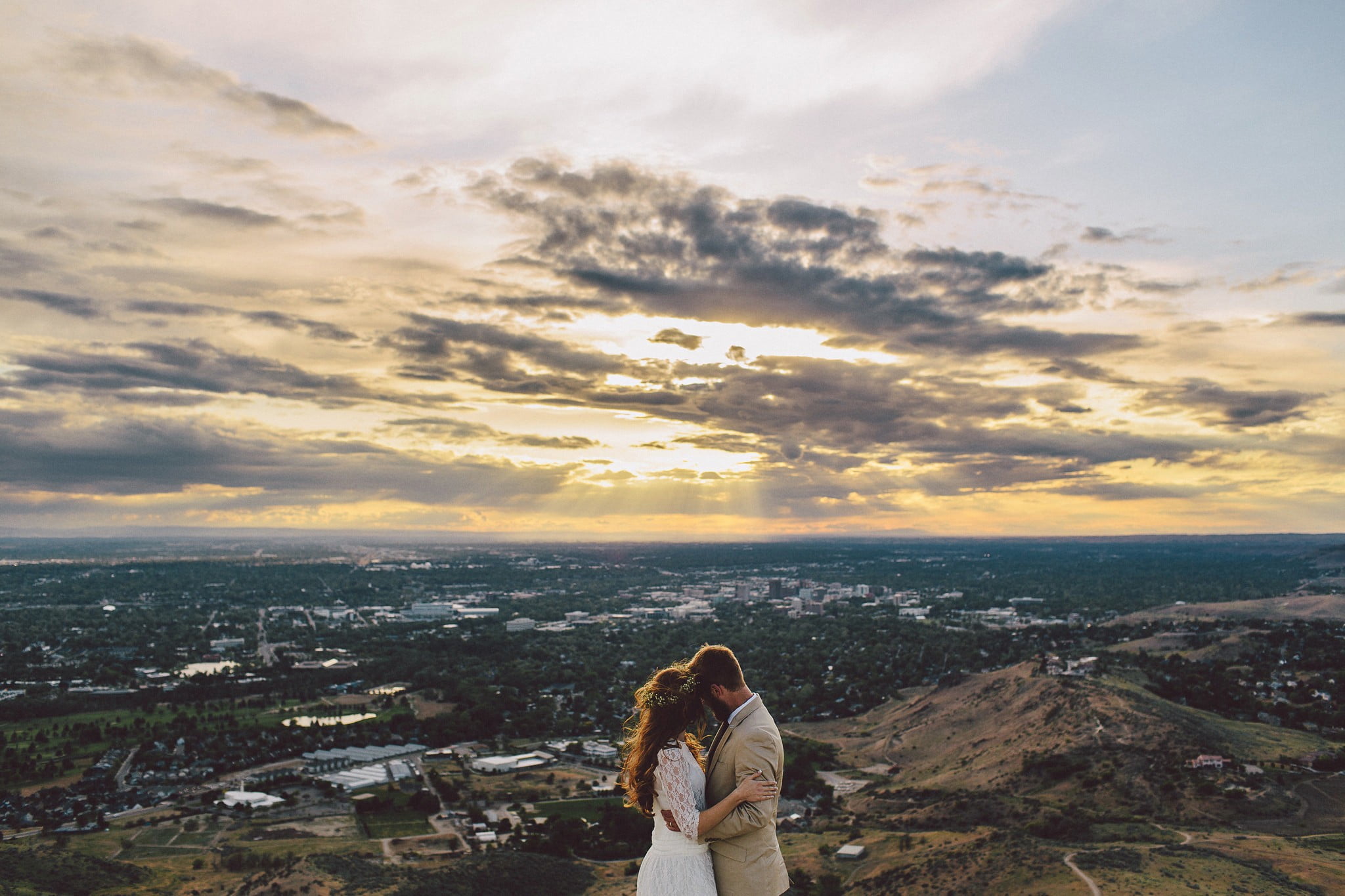 sky, landscape, lace, sun rays, dress, positive emotion, building exterior, cityscape, white, cloud - sky, standing, lifestyles, clouds, young adult, couple, HD Wallpaper