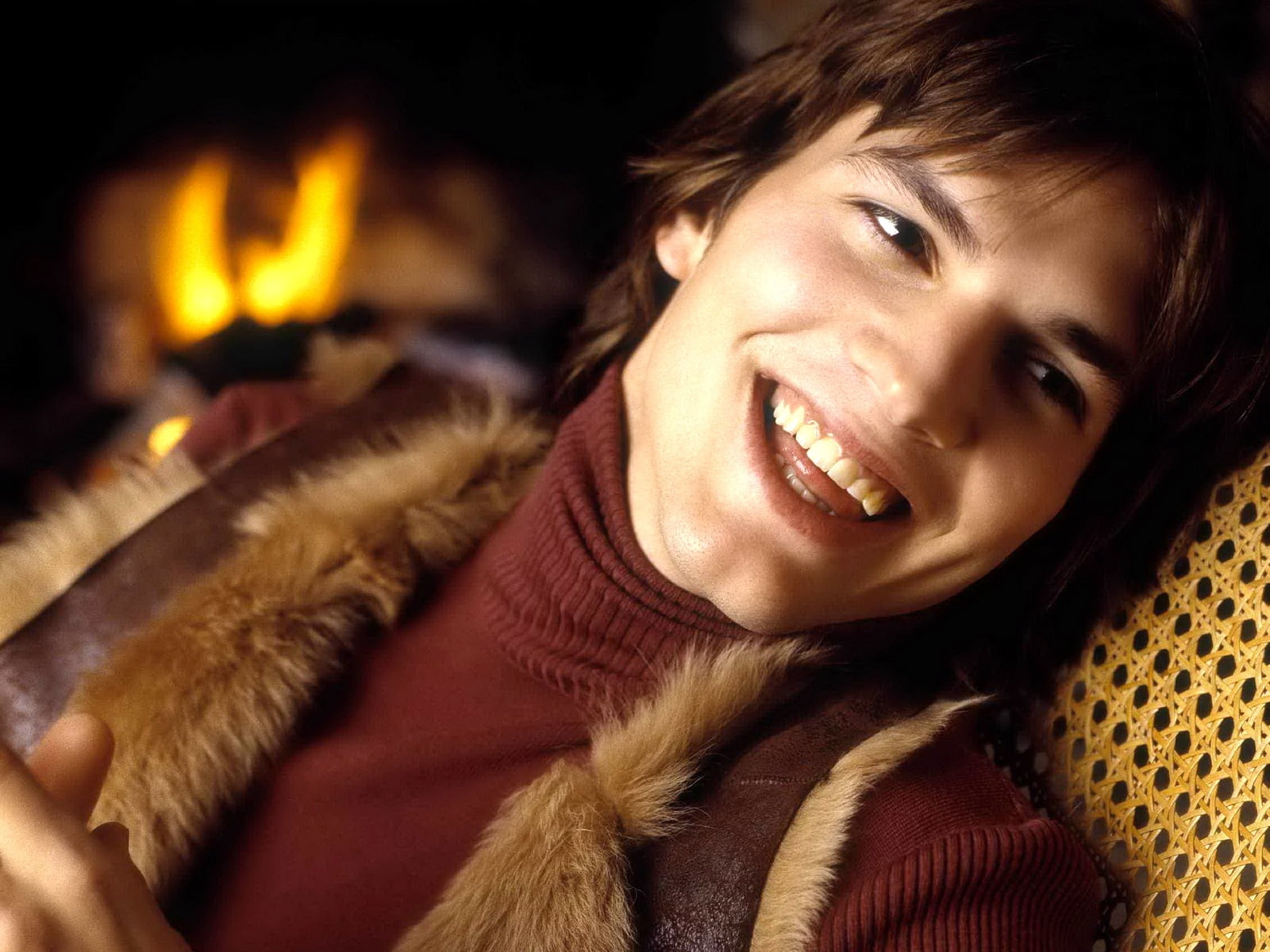 comfortable, s, jacket, looking at camera, eyes, fur, young adult, clothing, men, brown hair, hairstyle, close-up, leisure activity, relaxation, brunette, HD Wallpaper