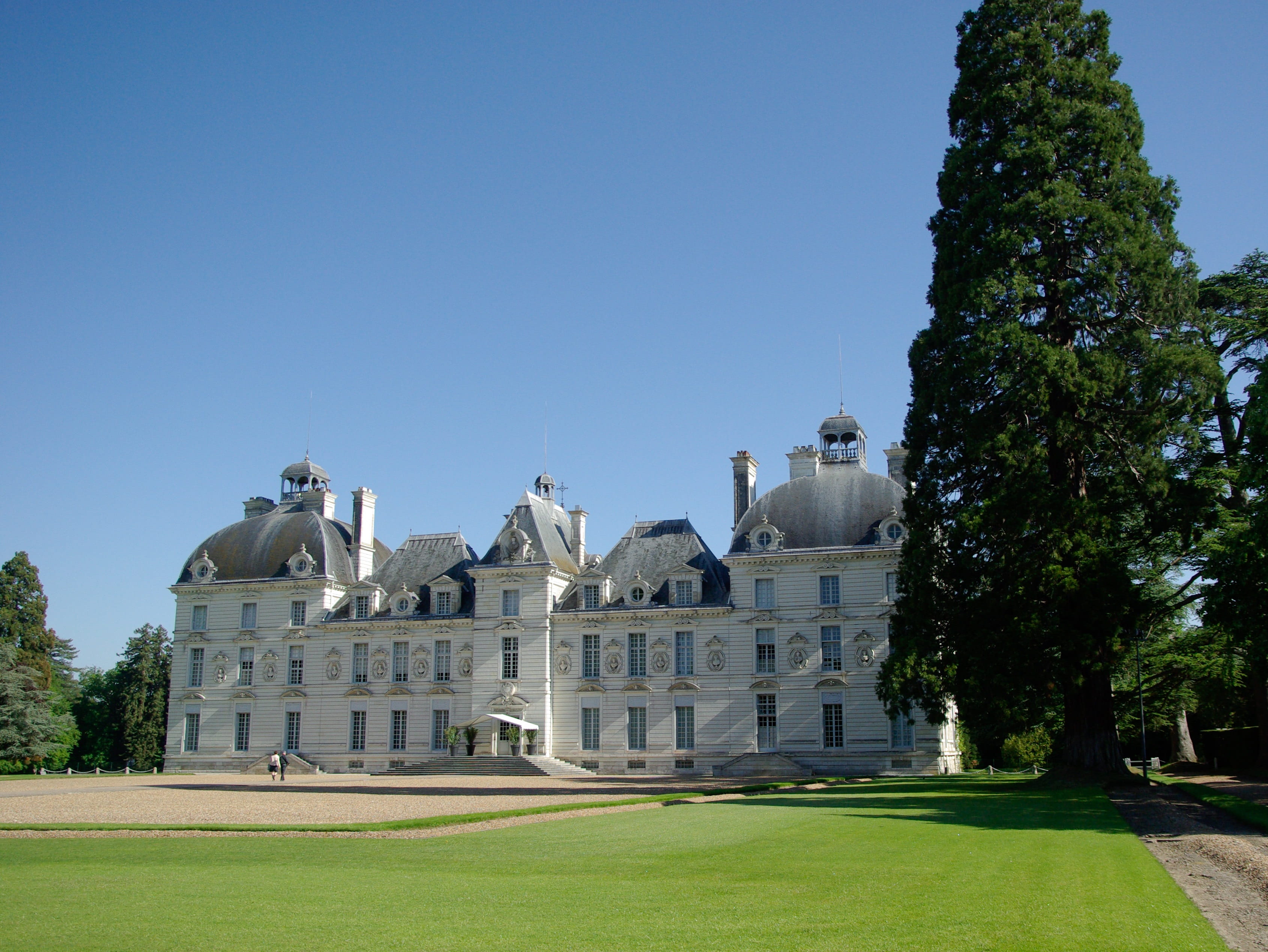 travel, day, blue, the past, sky, 2K, castle of the loir, travel destinations, architecture, cheverny, outdoors, plant, france, clear sky, nature, building exterior, HD Wallpaper