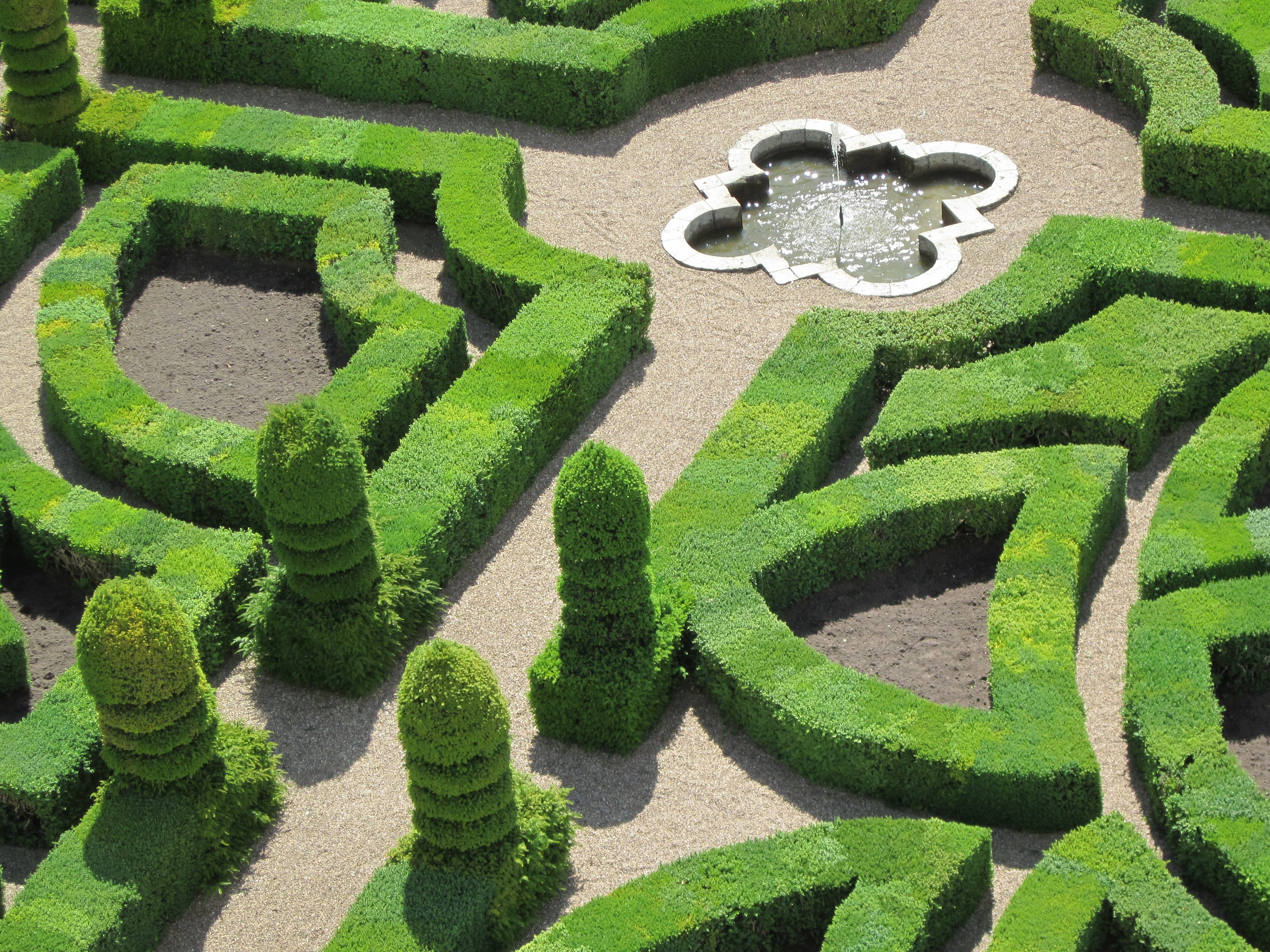 photography, 2K, garden, château de villandry, environmental conservation, france, nature, topiary, architecture, hedge, creativity, ornamental garden, HD Wallpaper