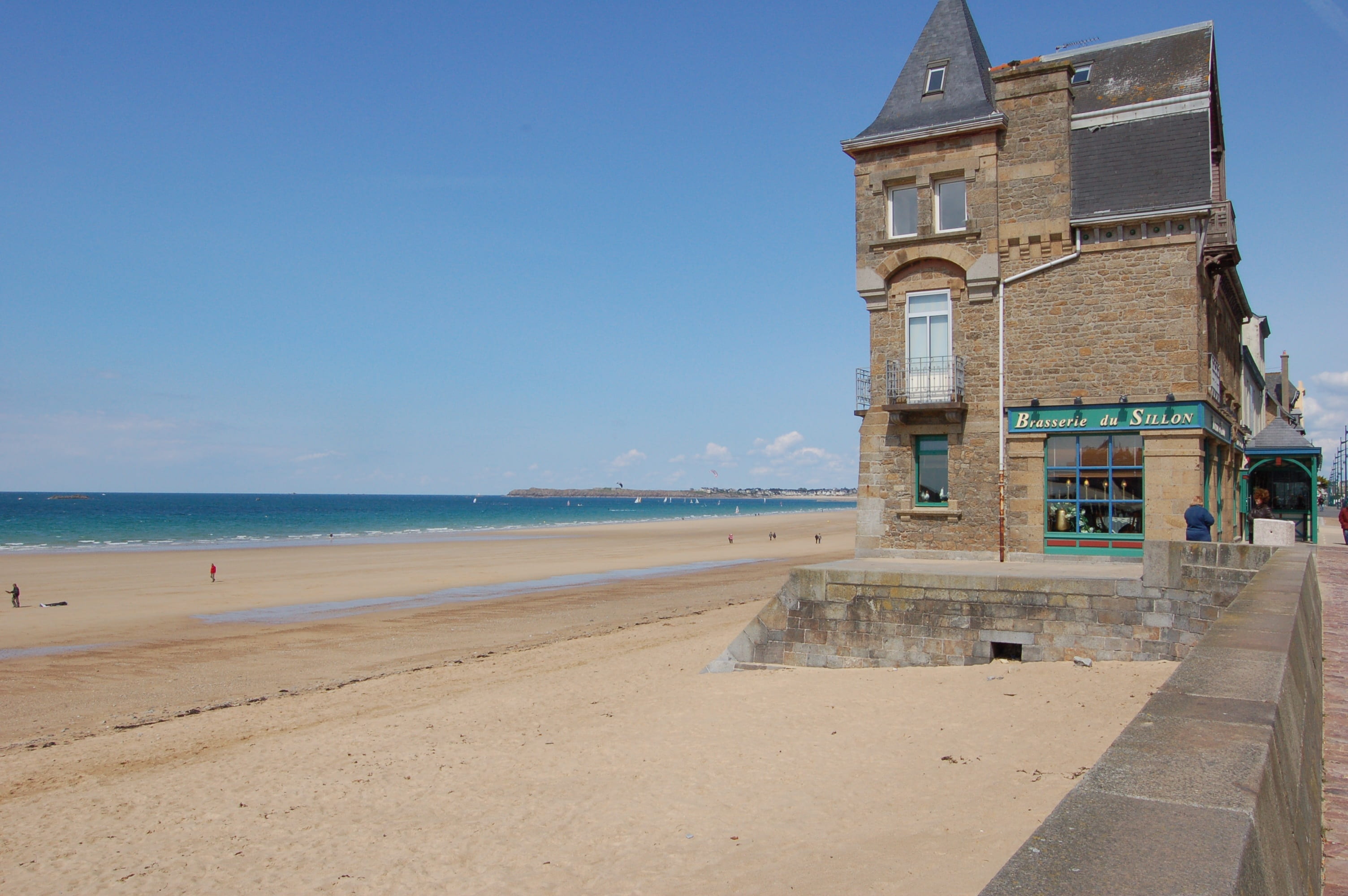 beauty in nature, coast, horizon over water, blue, day, sand, built structure, building exterior, horizon, brittany, saint malo, city, port city, nature, HD Wallpaper