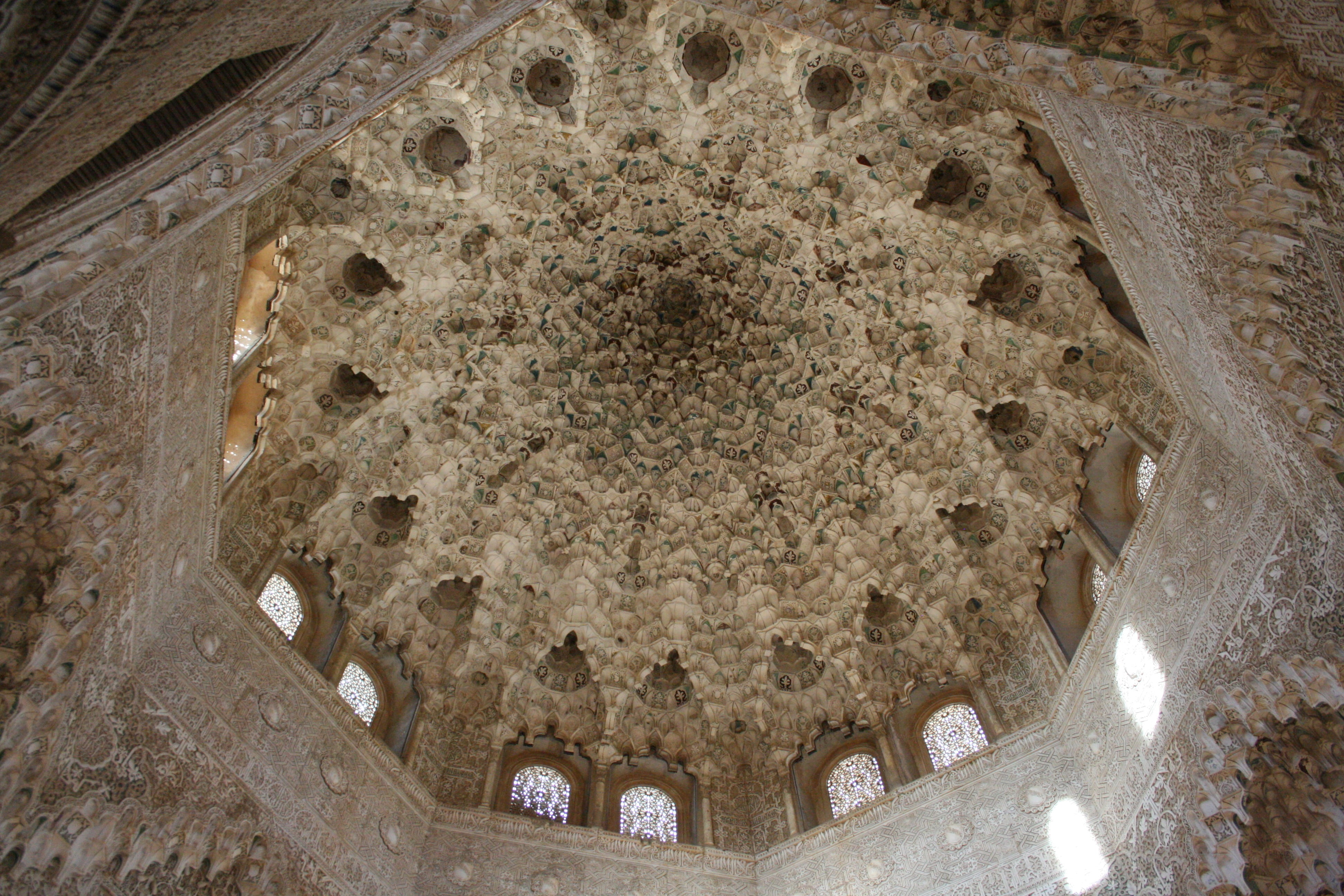 building, no people, the past, old, granada, belief, architecture and art, ceiling, low angle view, travel destinations, religion, spirituality, alhambra, HD Wallpaper