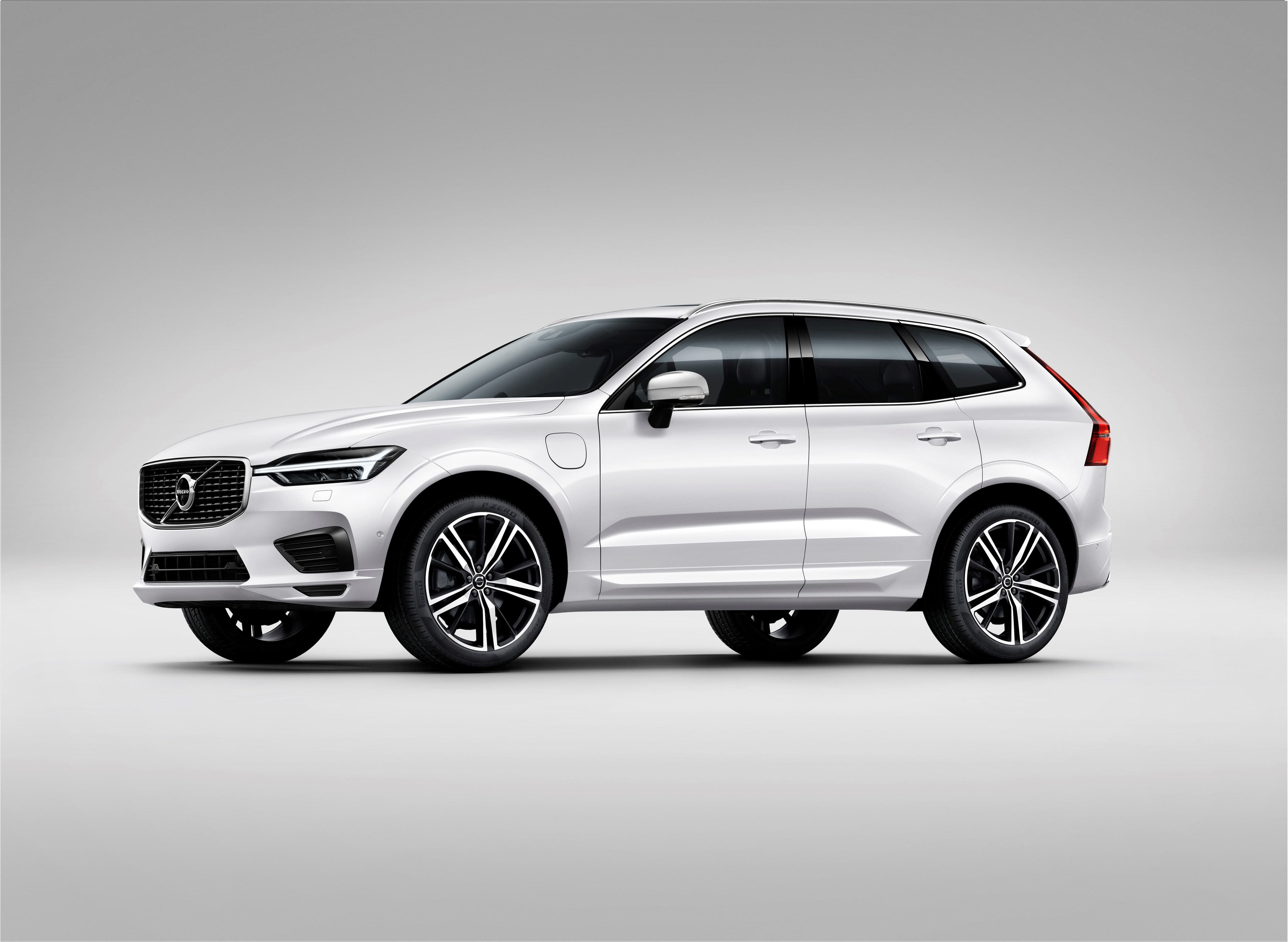 Volvo XC90 T8 R-Design, 4K, 2017, 4K, HD Wallpaper