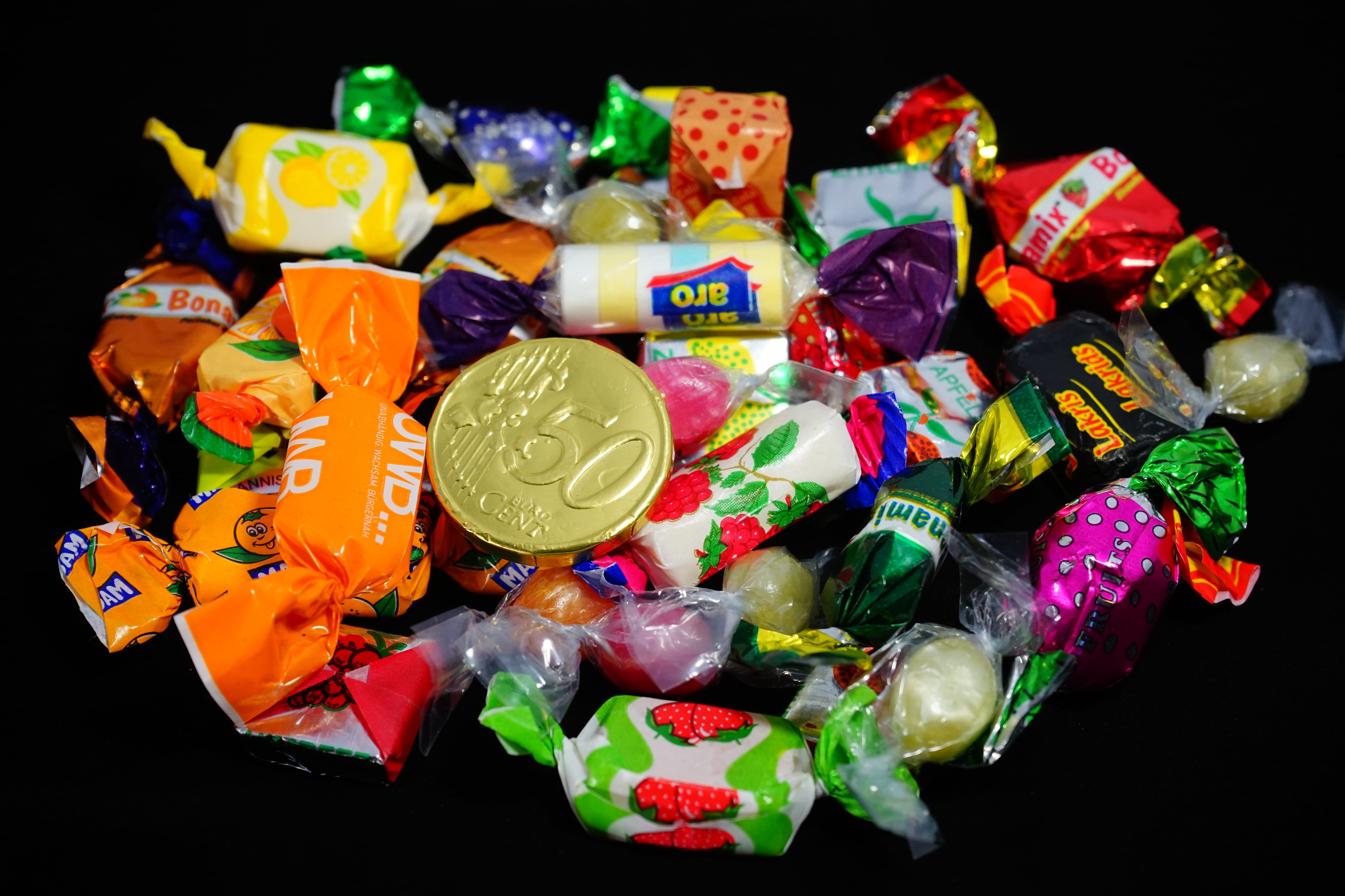 5K, green Color, Sweets, abundance, large group of objects, no people, Treat, yellow, choice, colorful, studio shot, food and drink, food, close-up, chewy candy, HD Wallpaper